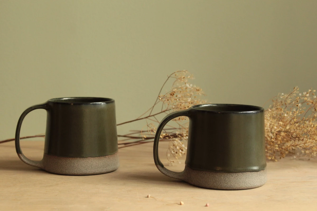 Two-colored mugs (approx. 400ml)