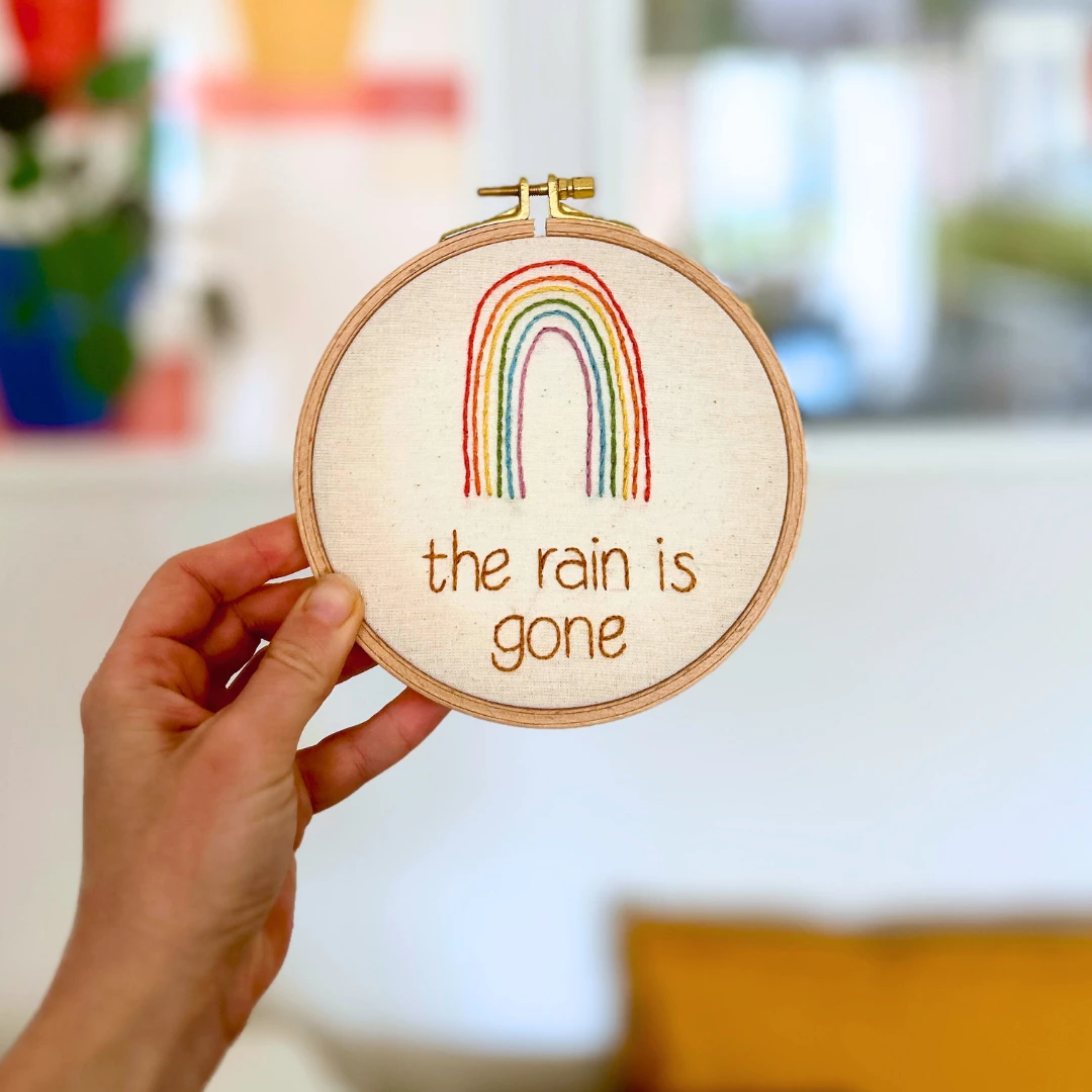 Embroidery kit - Rainbow
