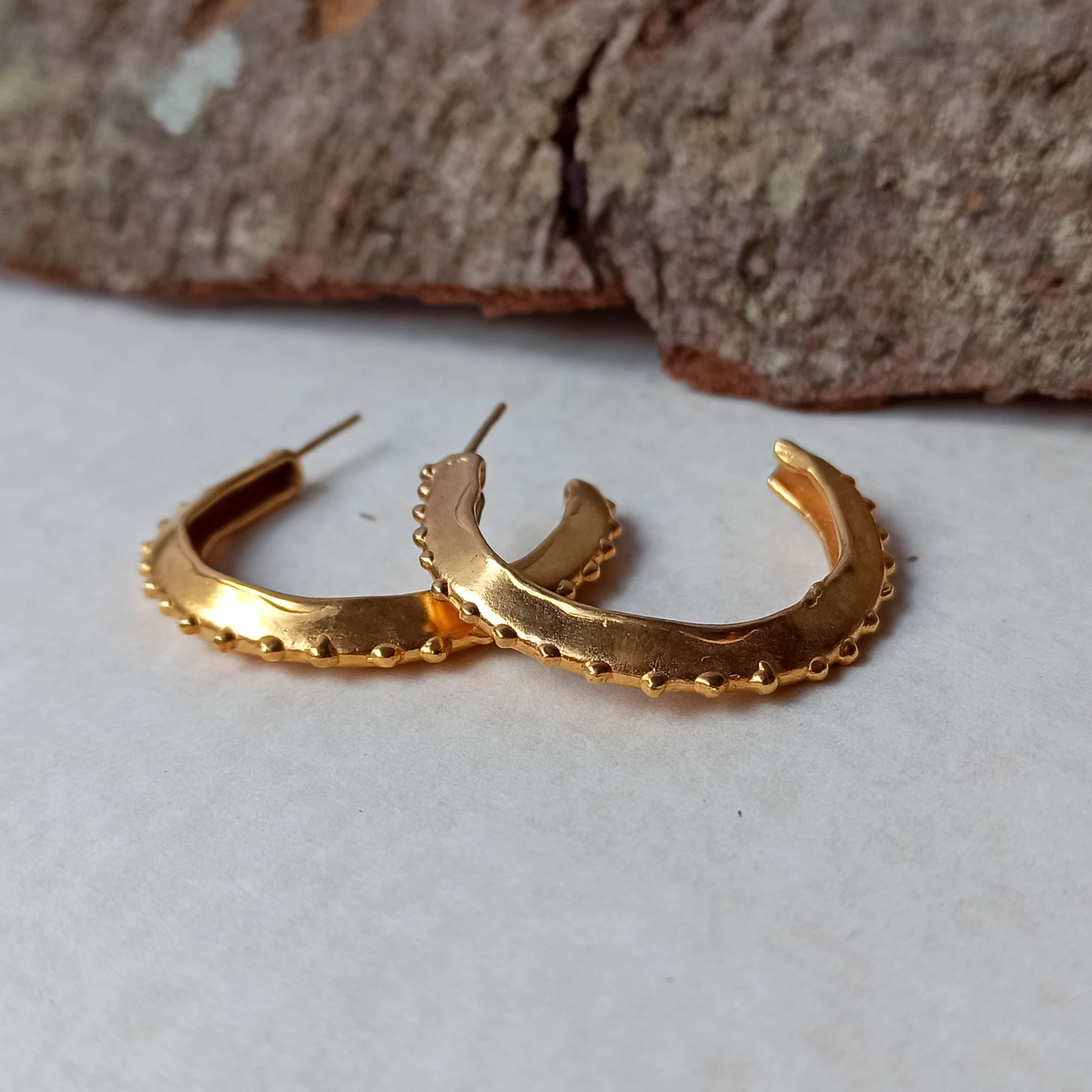 Handmade goldplated hoop earrings "Dotted"