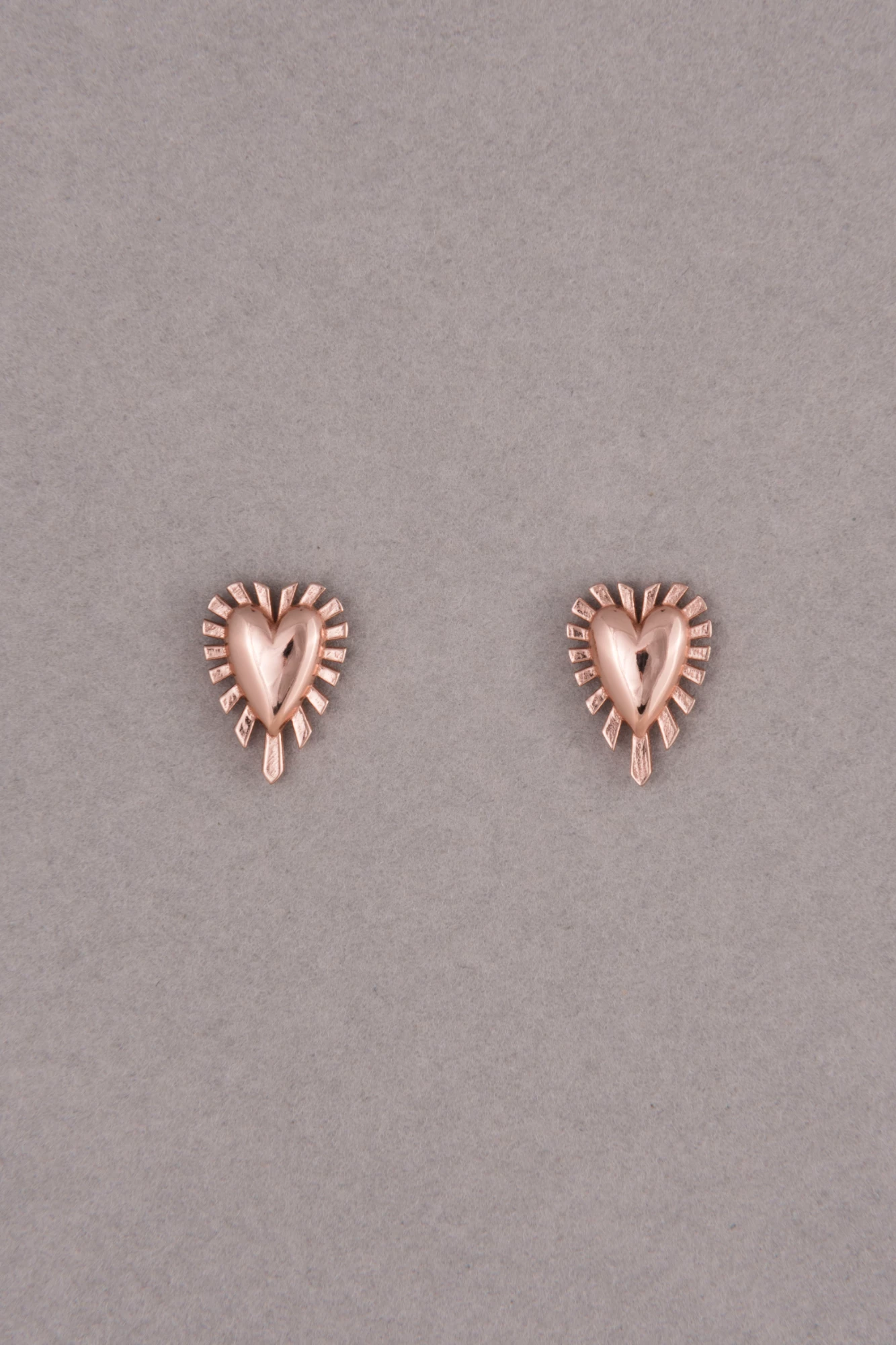 '3D Radial Hearts' Earrings