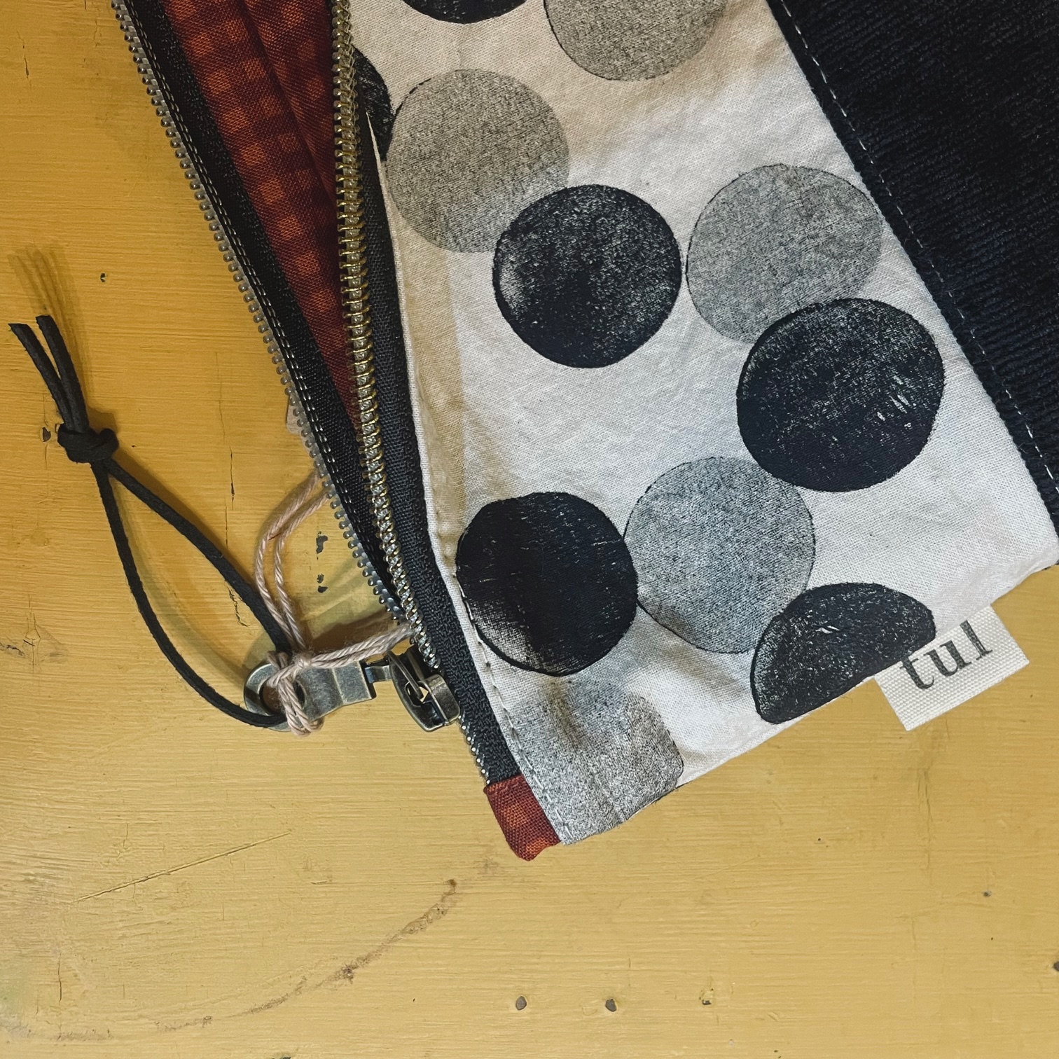 Νεσεσέρ με τύπωμα 