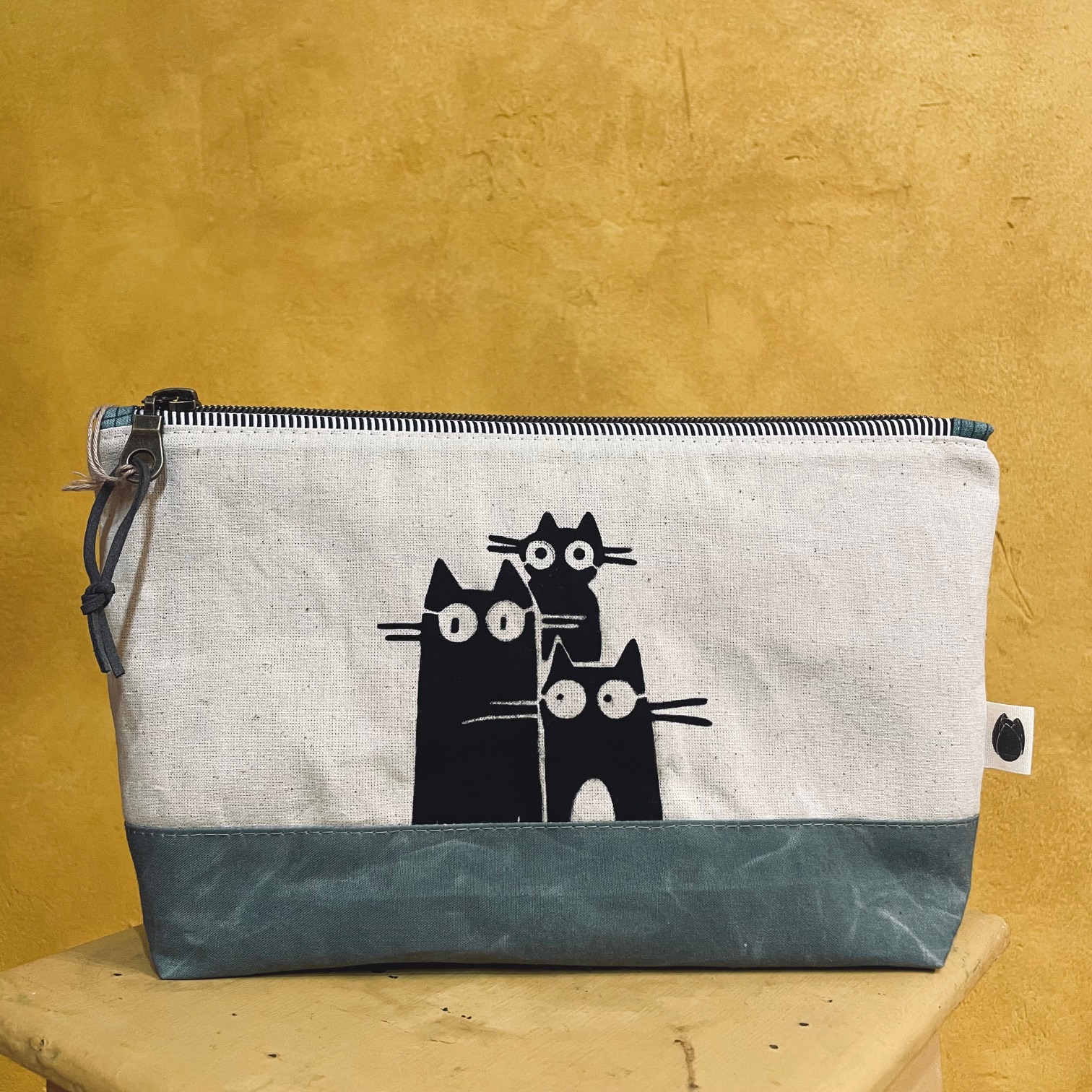 Νεσεσέρ με τύπωμα 