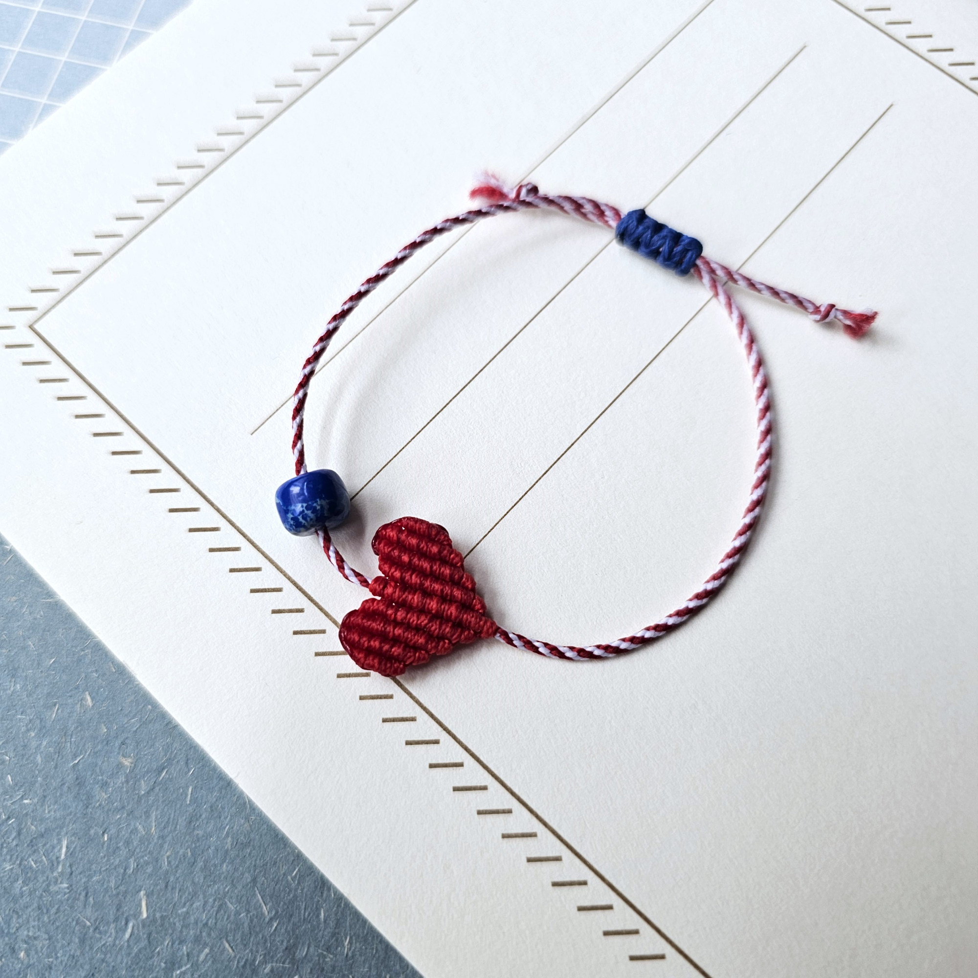 Heart of Spring, βραχιόλι Μάρτη
