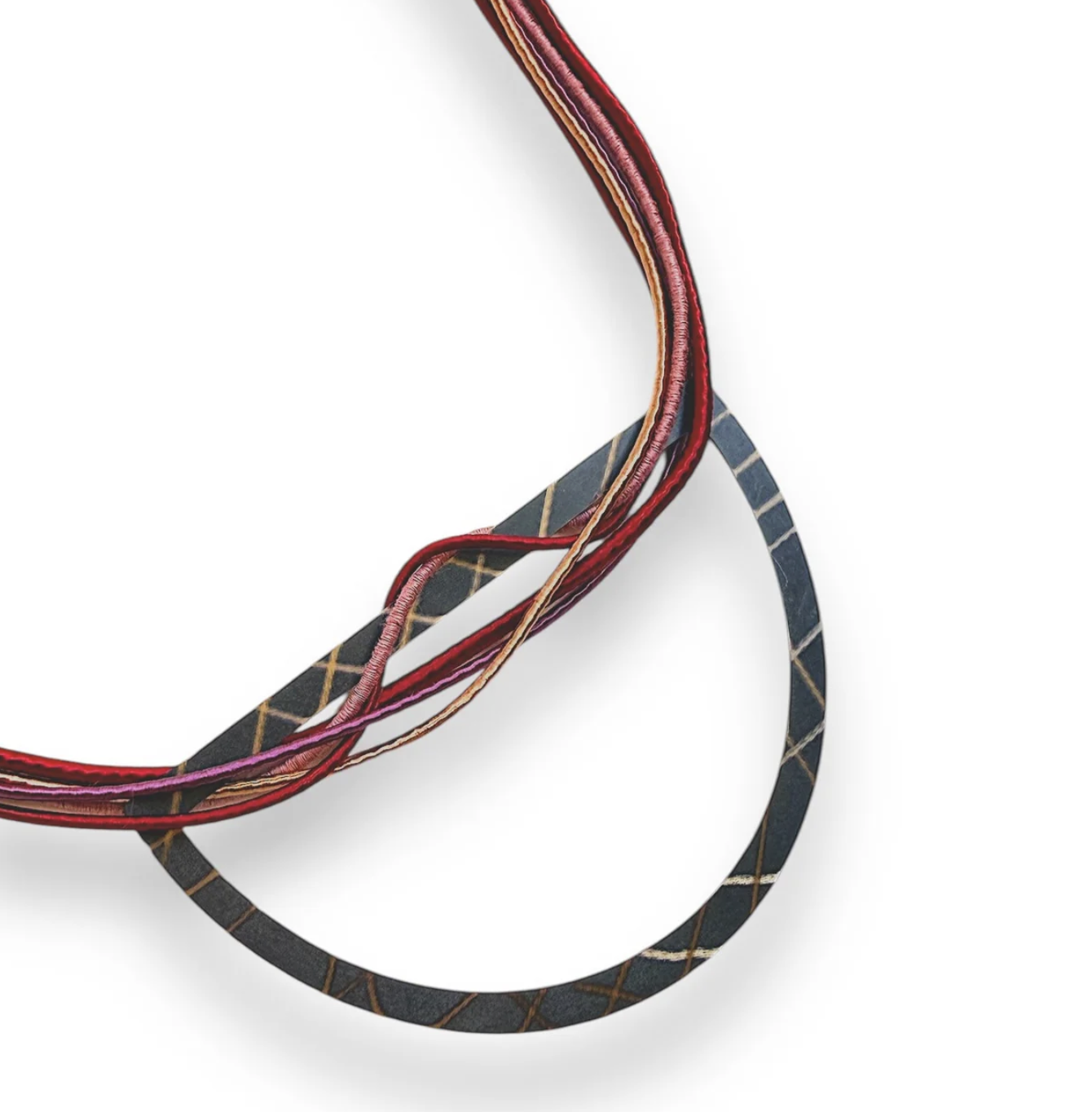 Ροζ Ημικύκλιο Κολιέ Bib
