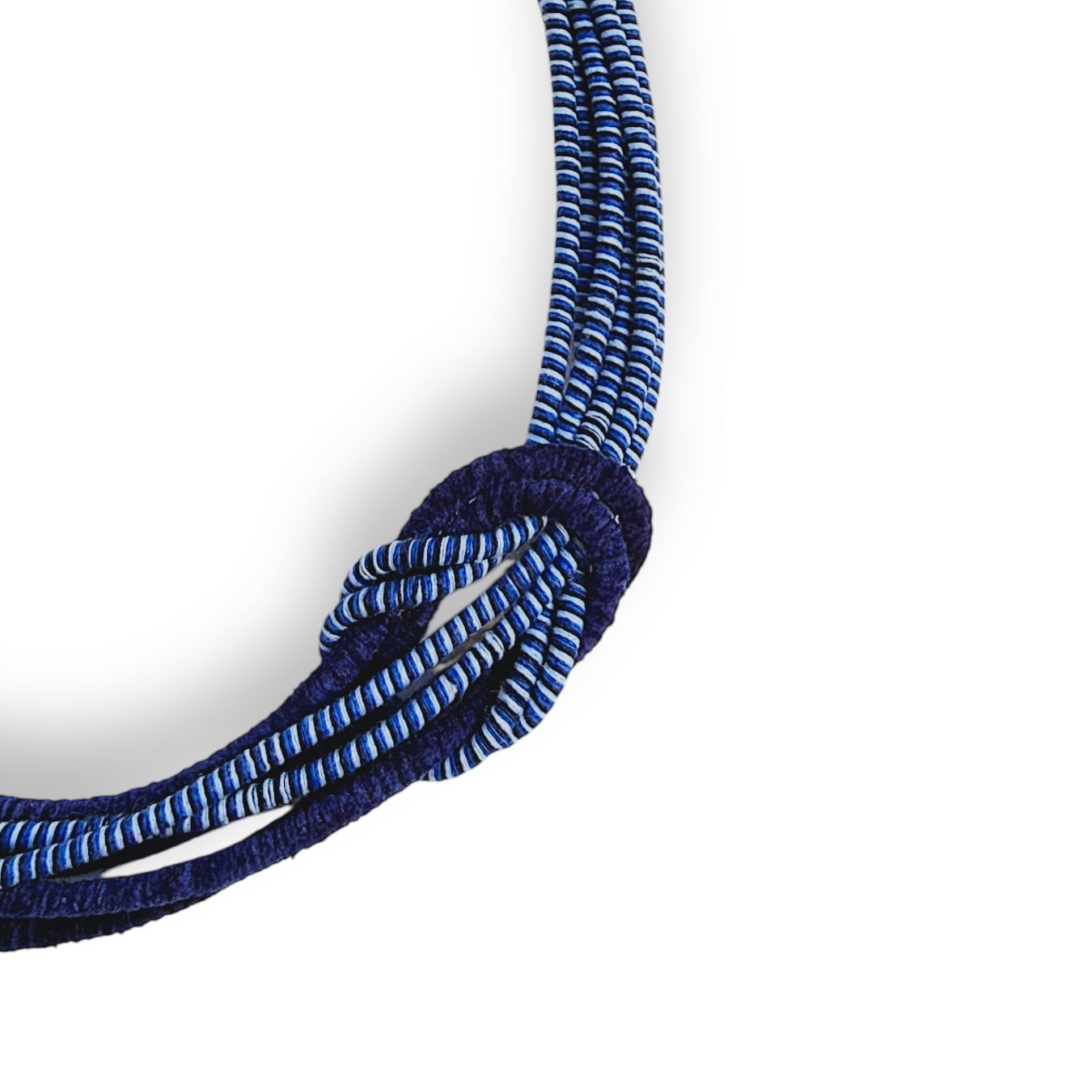 Navy Blue Bib κολιέ