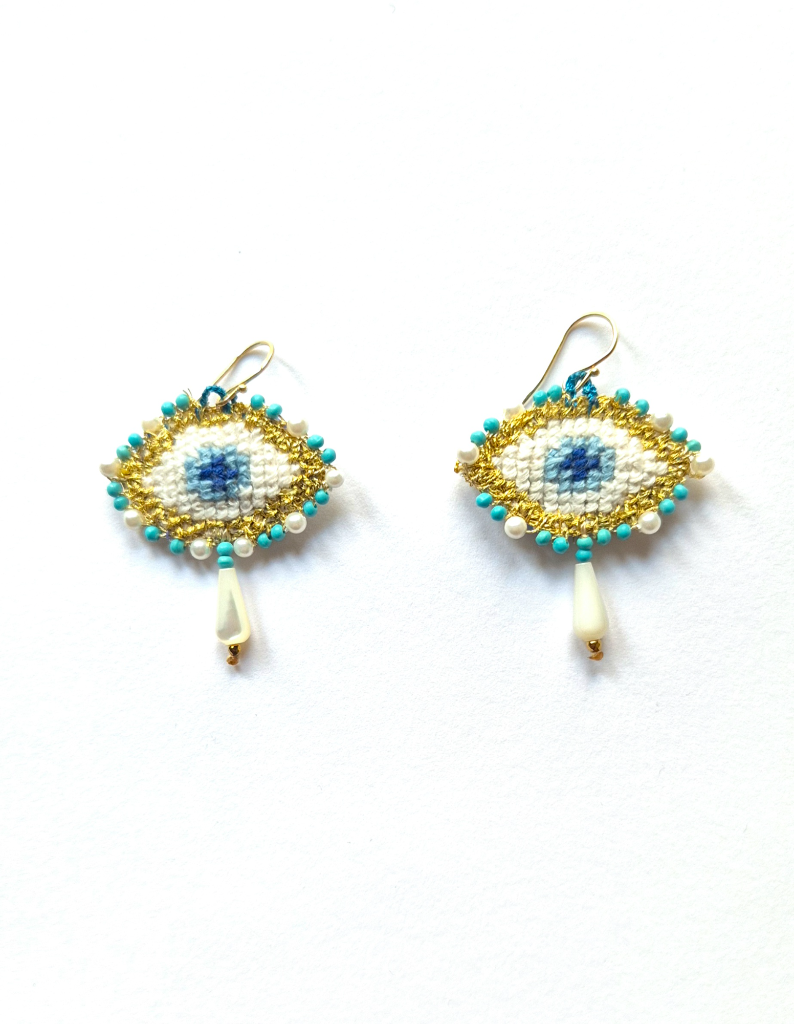 anafi earrings 