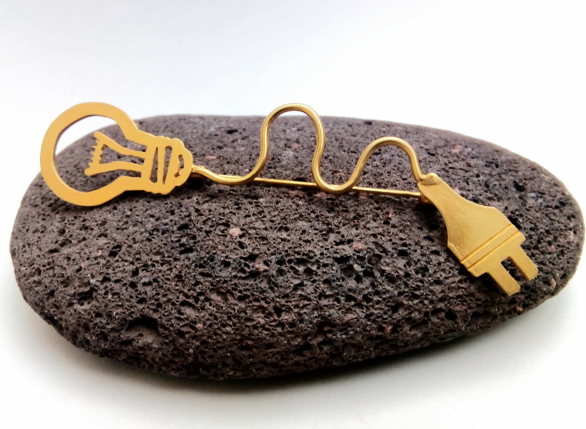 Καρφίτσα λάμπα-φις!