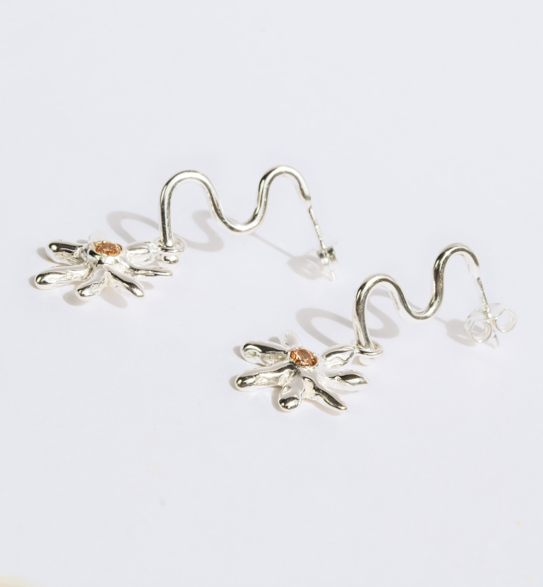 Daisy earrings