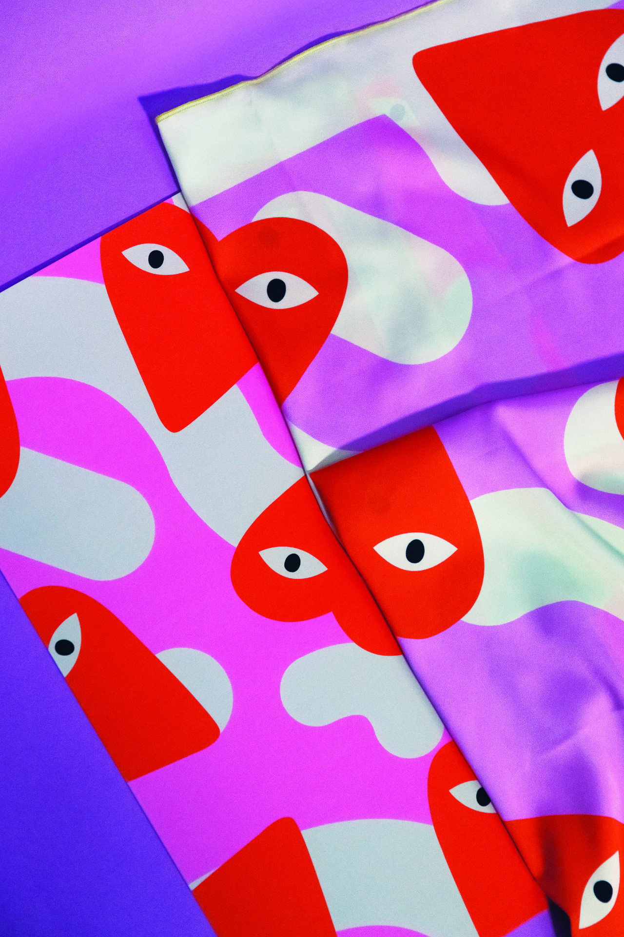 RAUL SCARF- QUEEN OF HEARTS