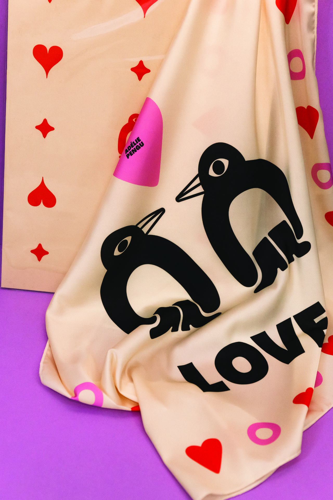 RAUL SCARF- LOVE PENGUINS