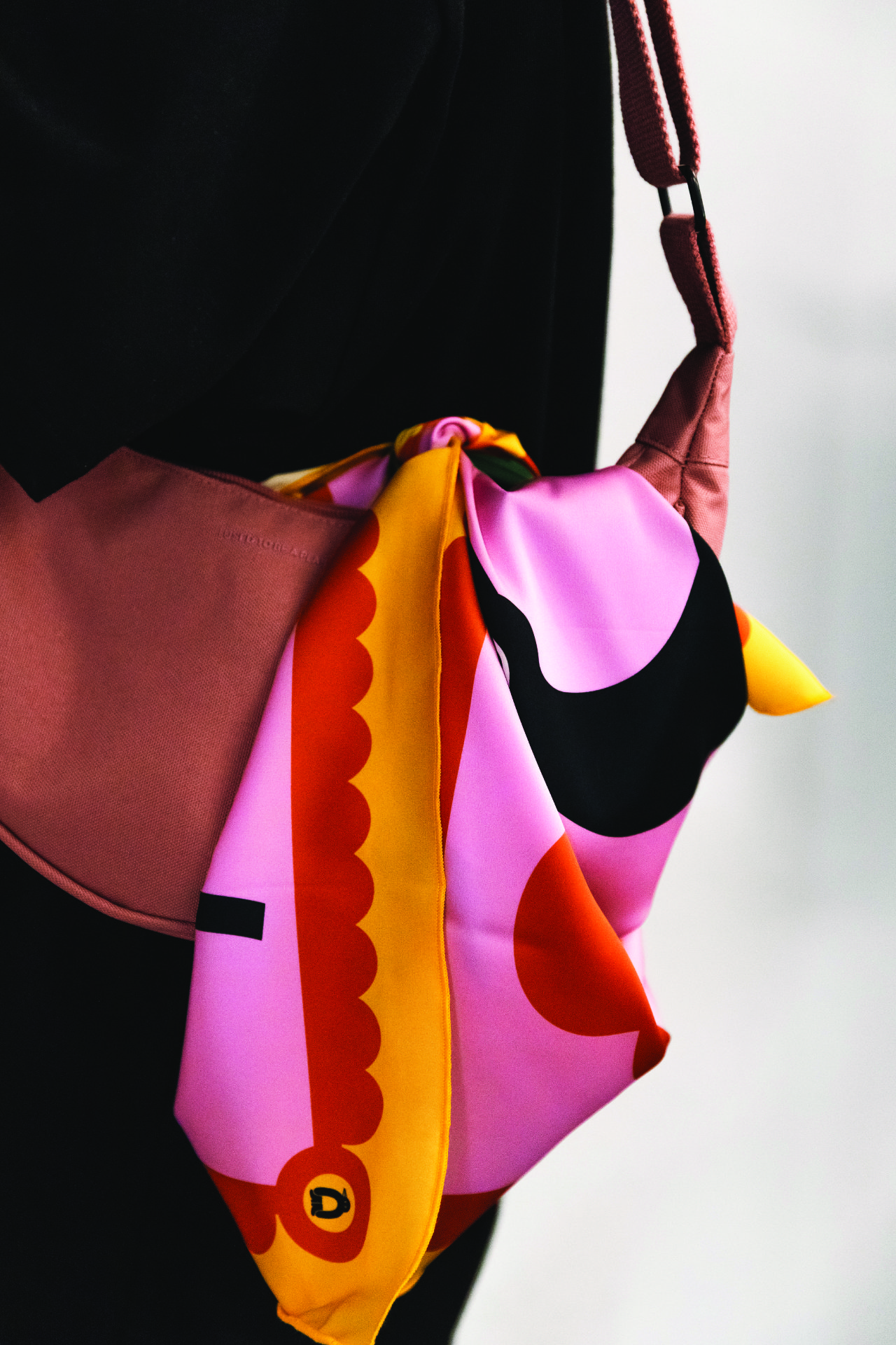 RAUL SCARF- HORSY & BIRDY