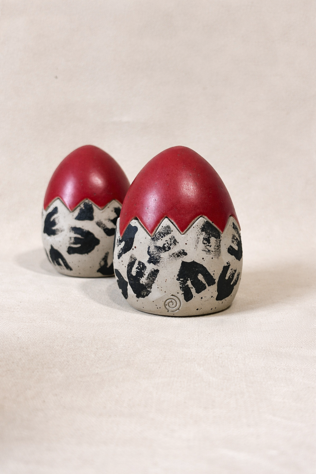 Bird Imprint Collection – Ceramic Eggs (Vase or Box)