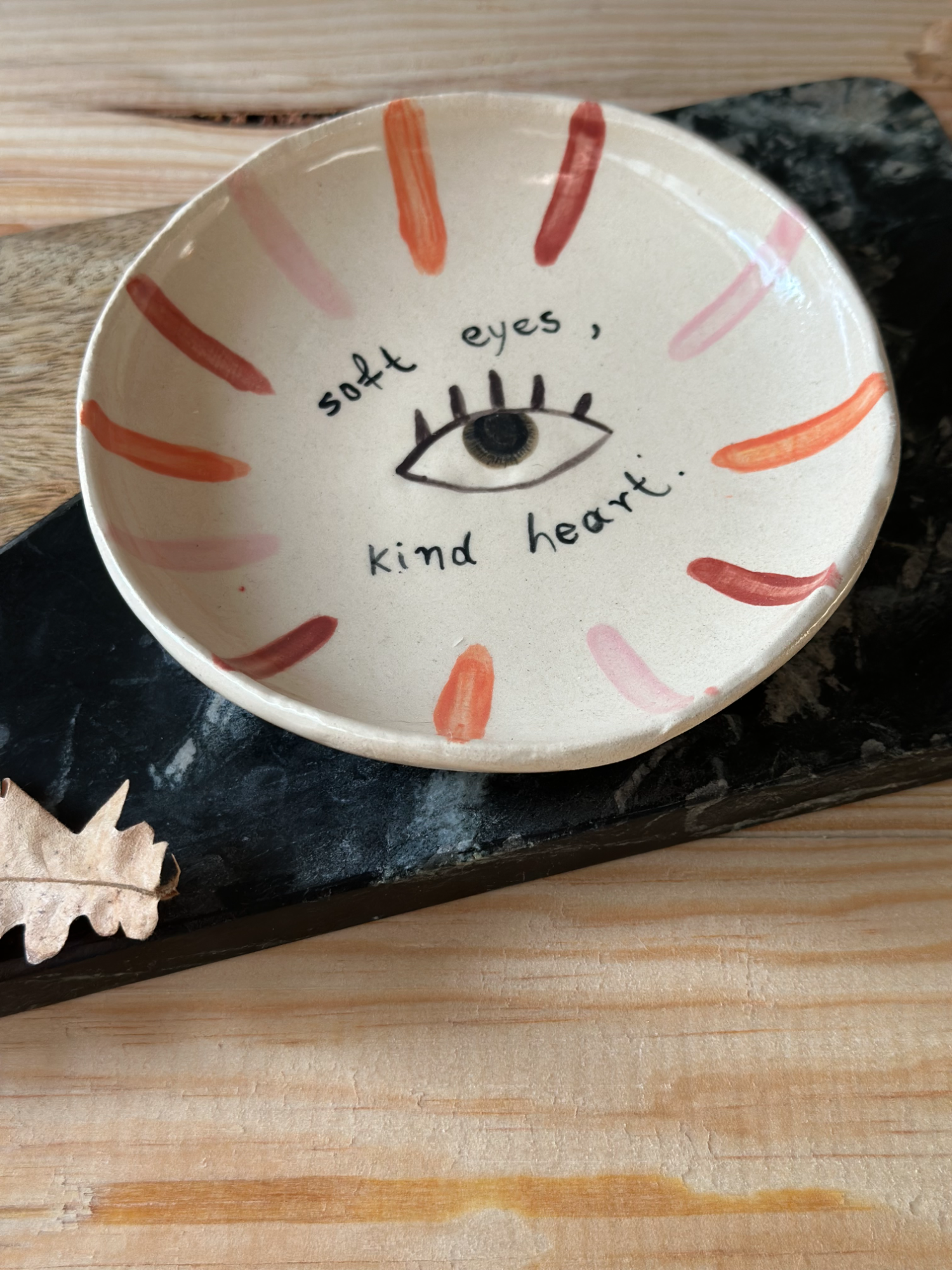 Soft eyes - Medium Plate