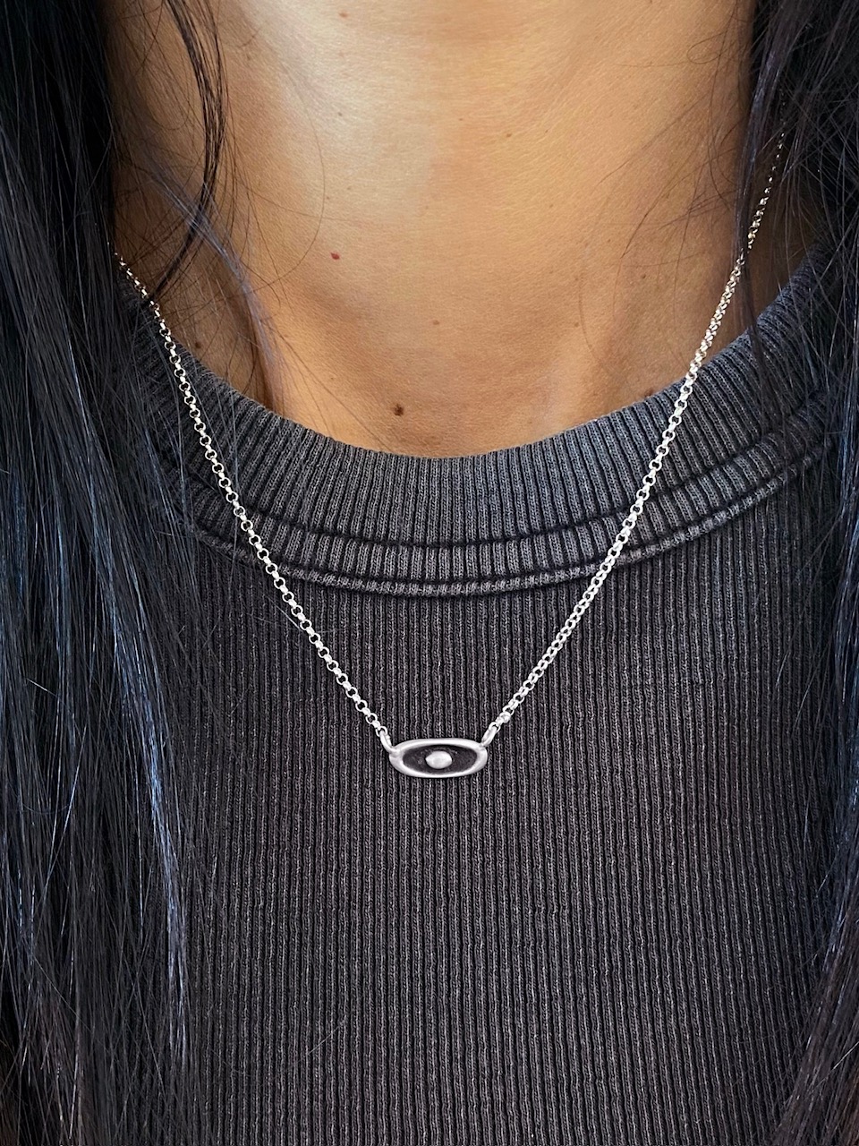 Οξειδωμένο κολιέ με οργανική φόρμα