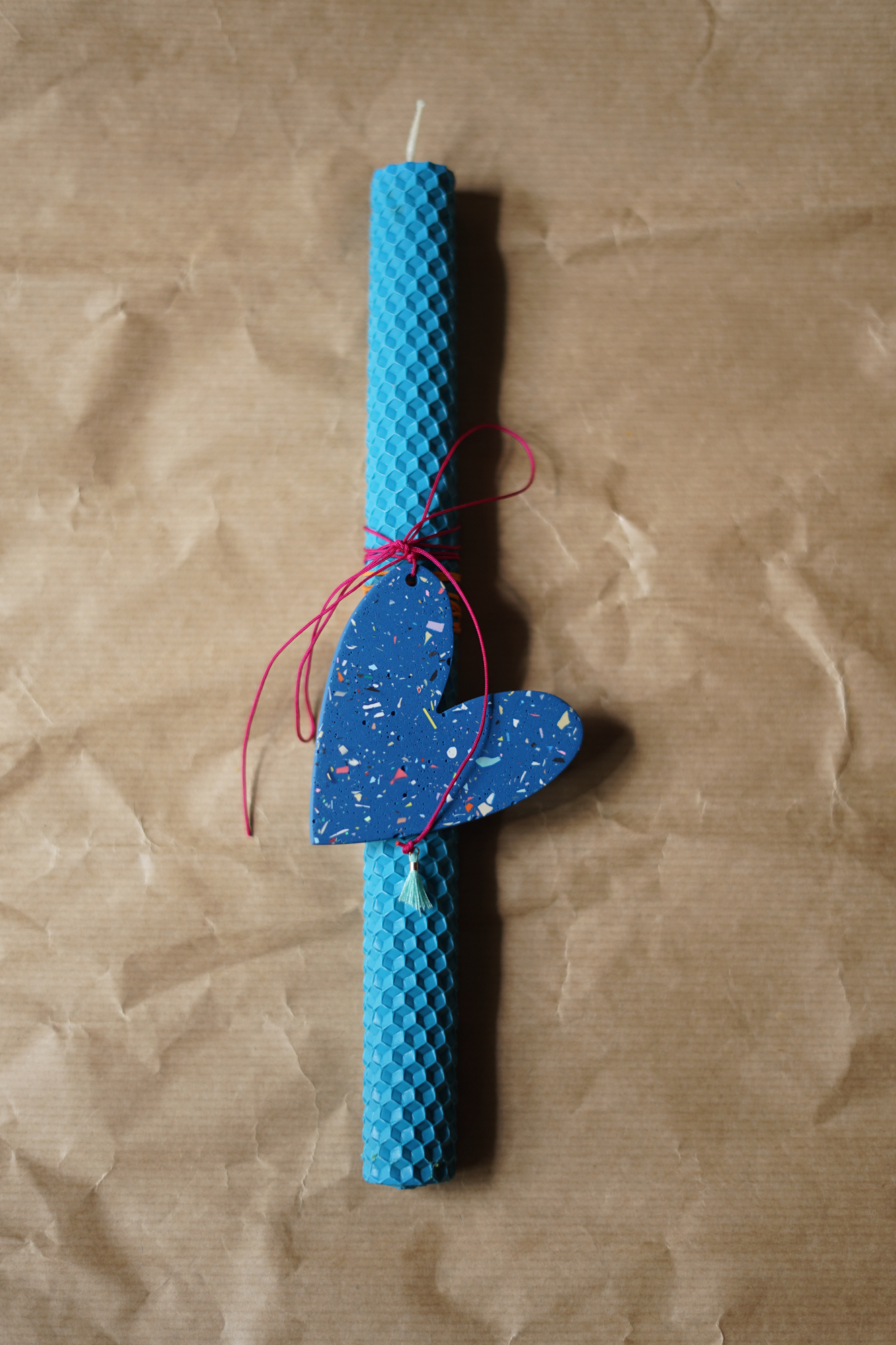 Πασχαλινή Λαμπάδα με Terrazzo Καρδιά - Μπλε 