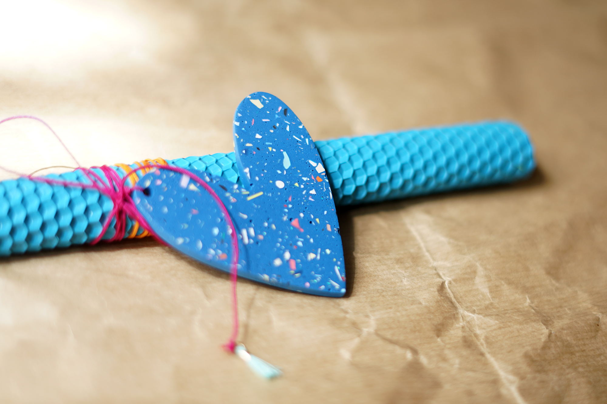 Πασχαλινή Λαμπάδα με Terrazzo Καρδιά - Μπλε 