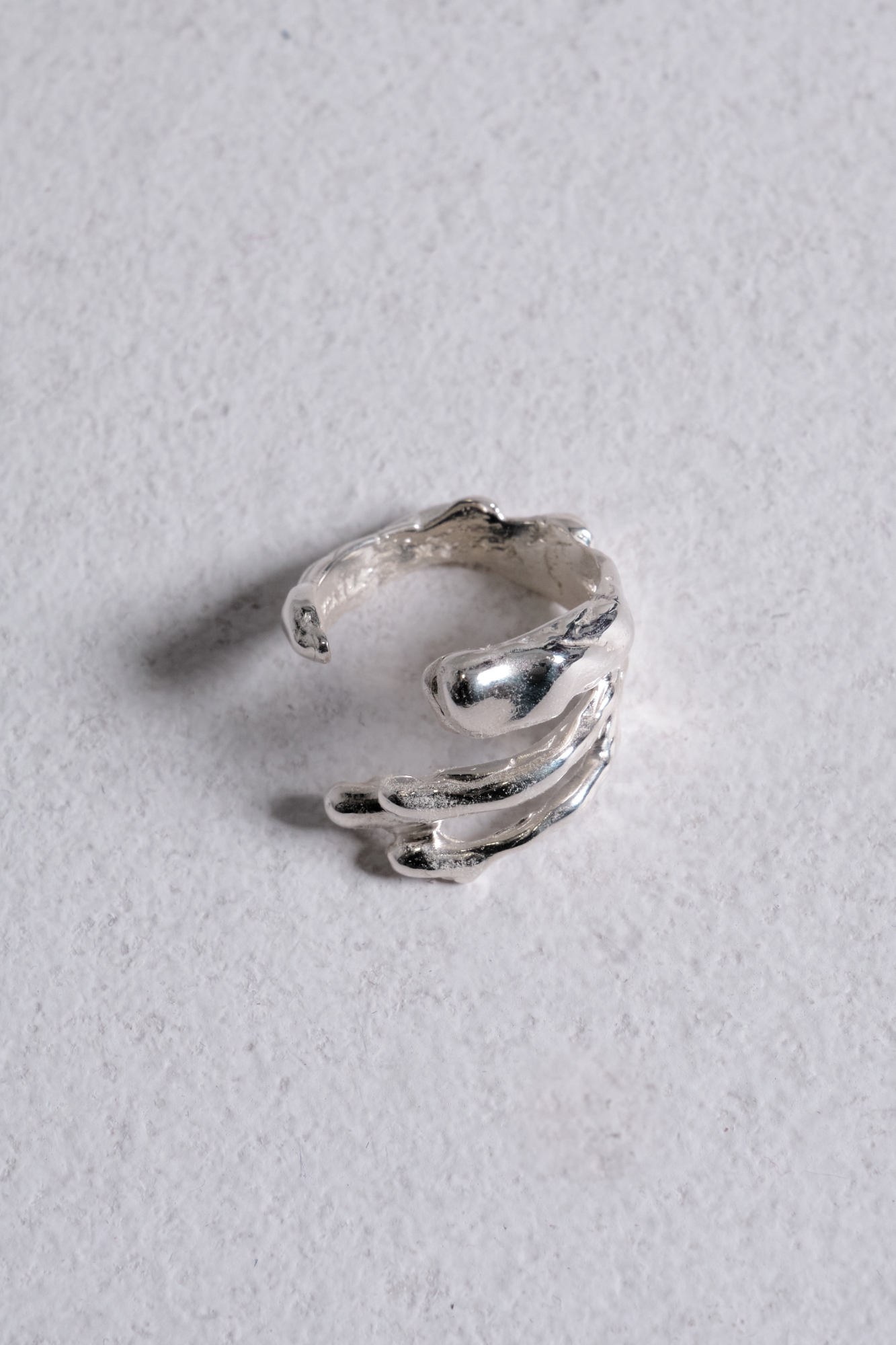 Whale ring