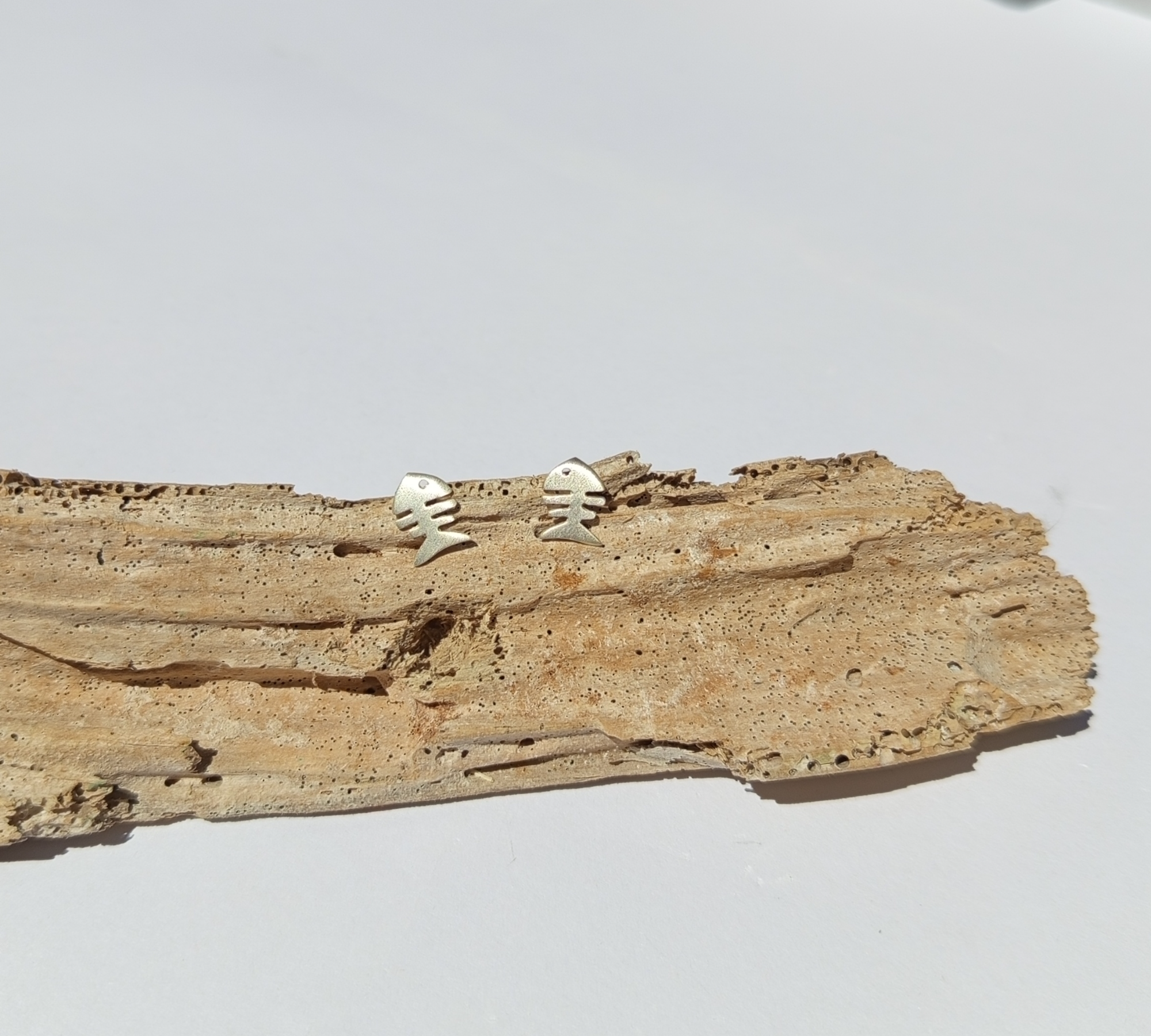 Καρφάκια Fishbone!