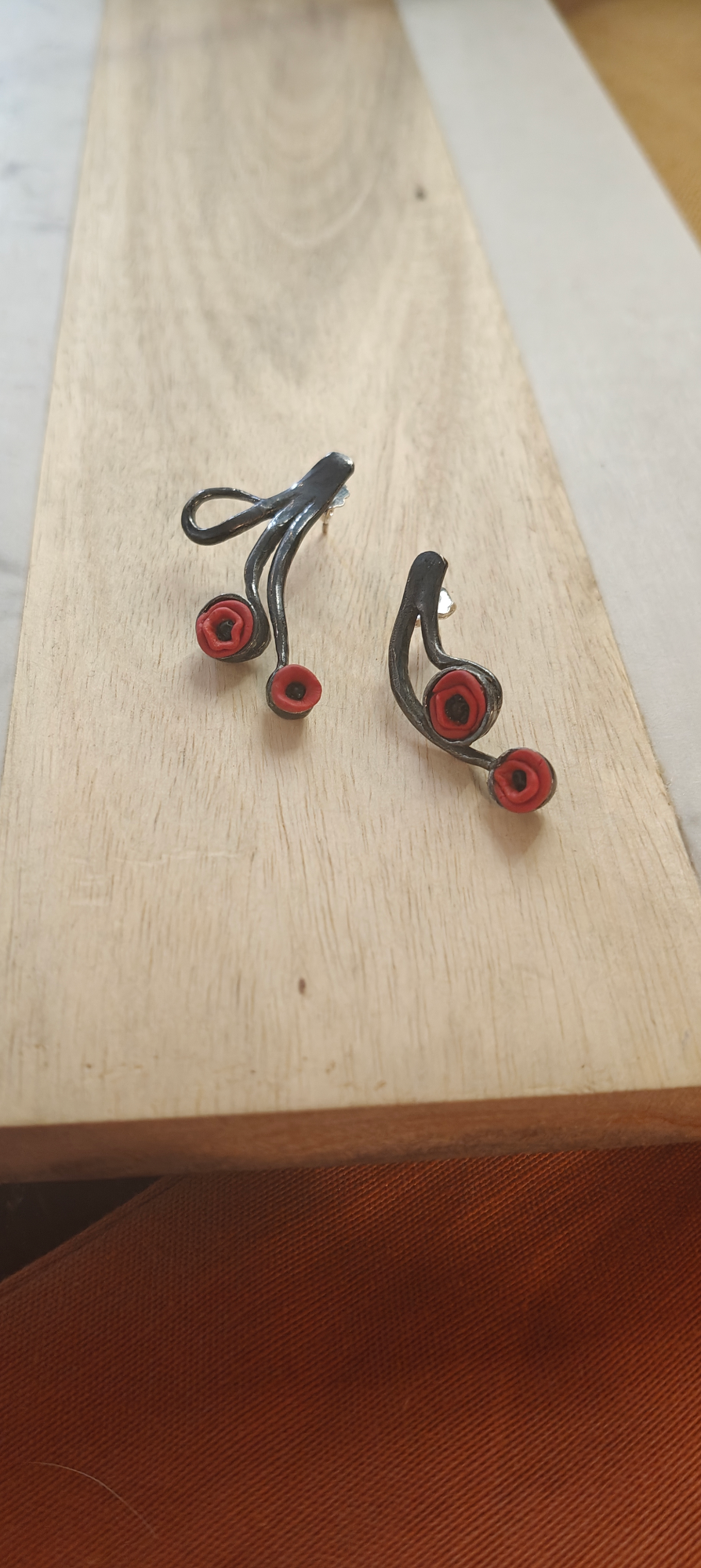 Hanging Poppies