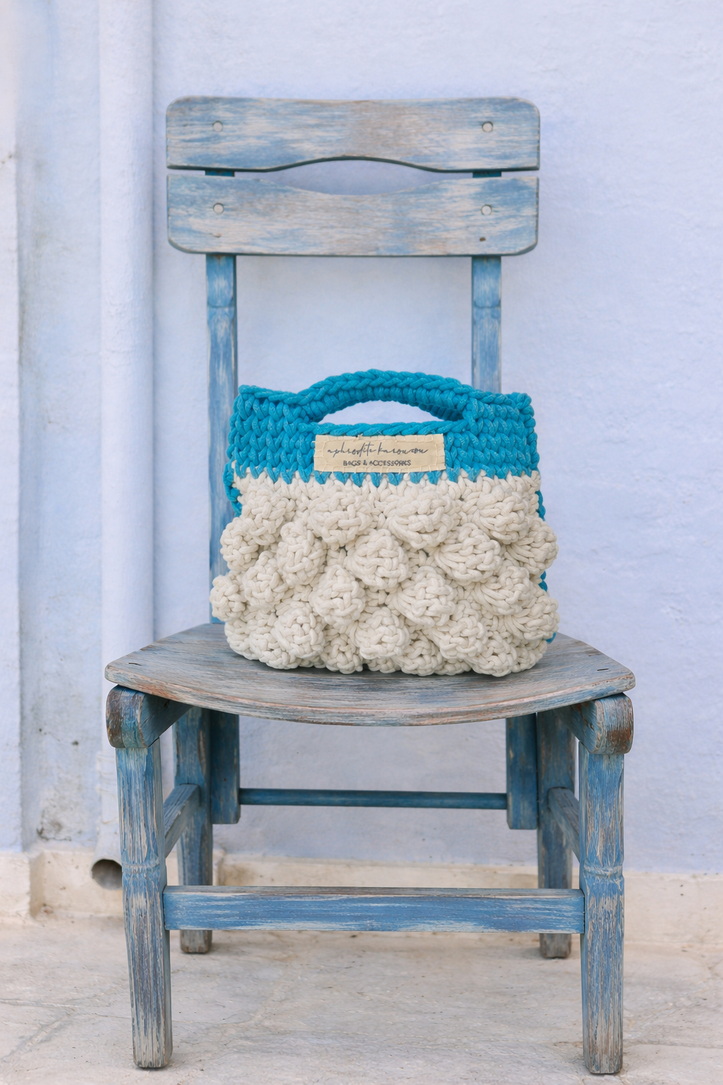 The Bobble Handbag in offwhite/turquoise