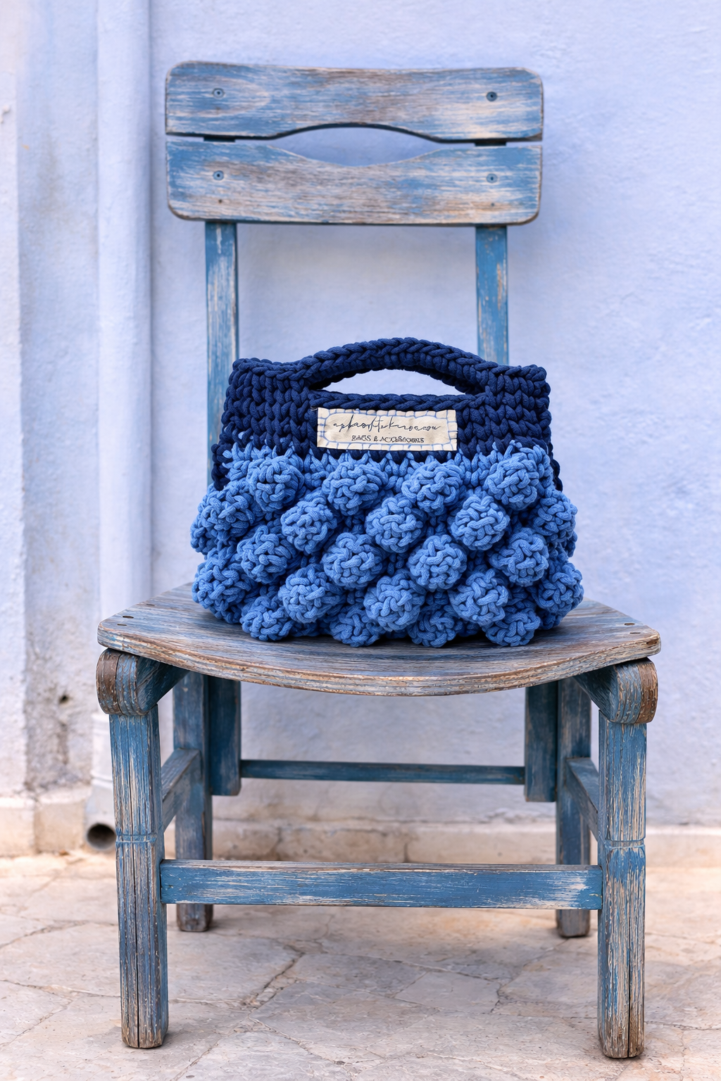 The Bobble Bag in blue/dark blue