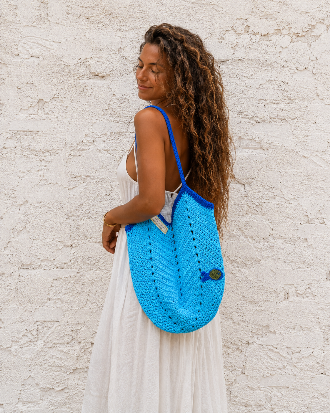 The Chevron Tote Bag in blue
