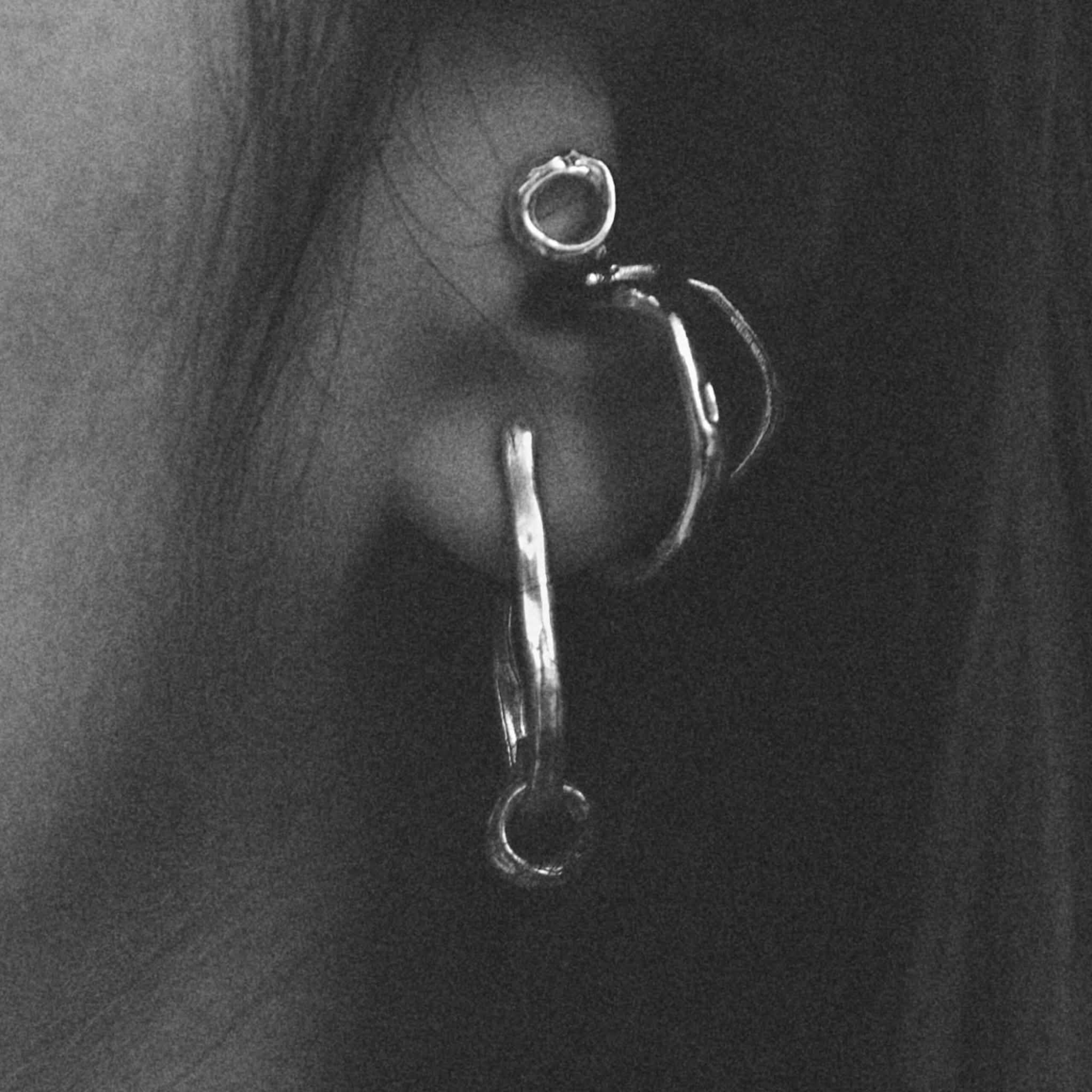 MOLTEN LOOPED OVALS