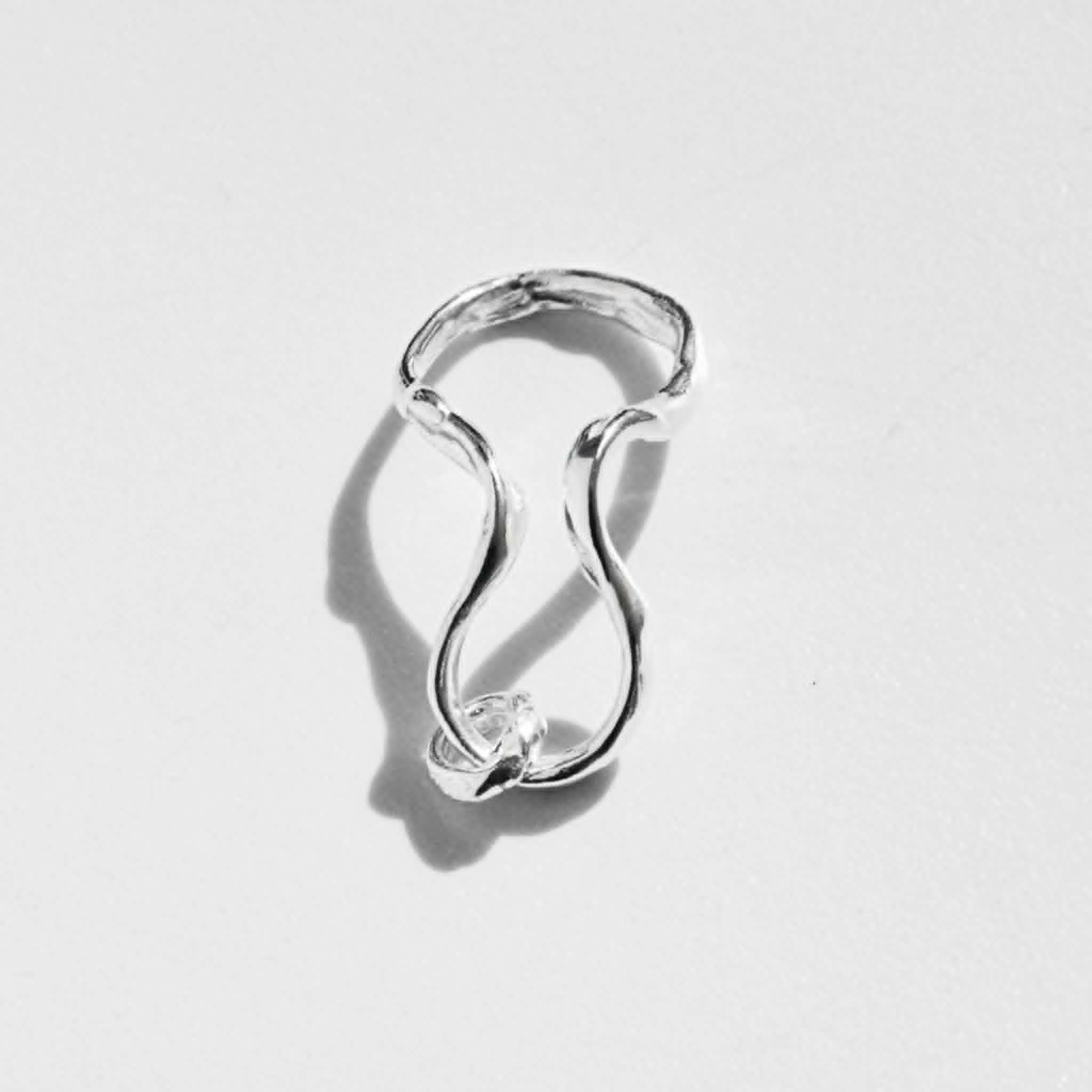 MOLTEN LOOPED CUFF