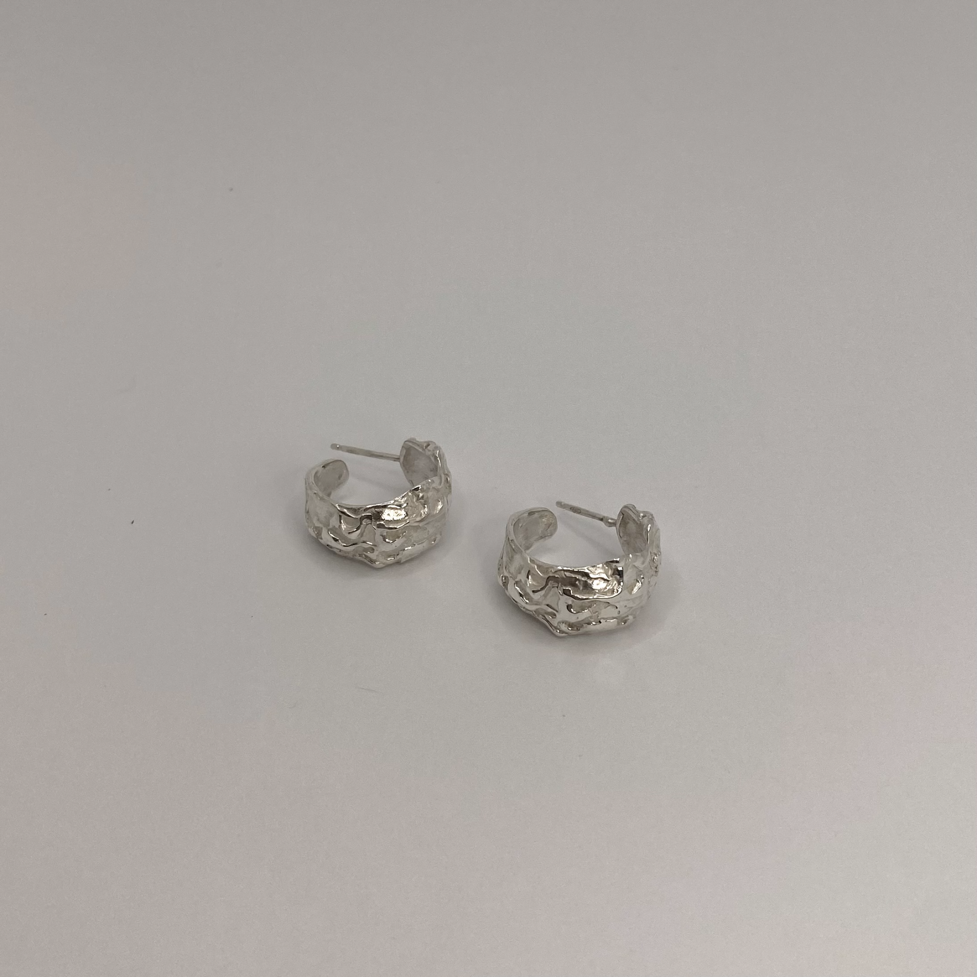 Crag Hoops earrings