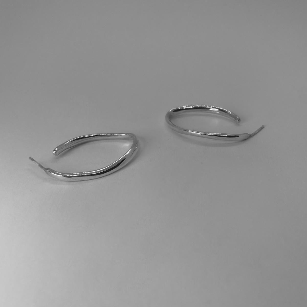 Oval earrings