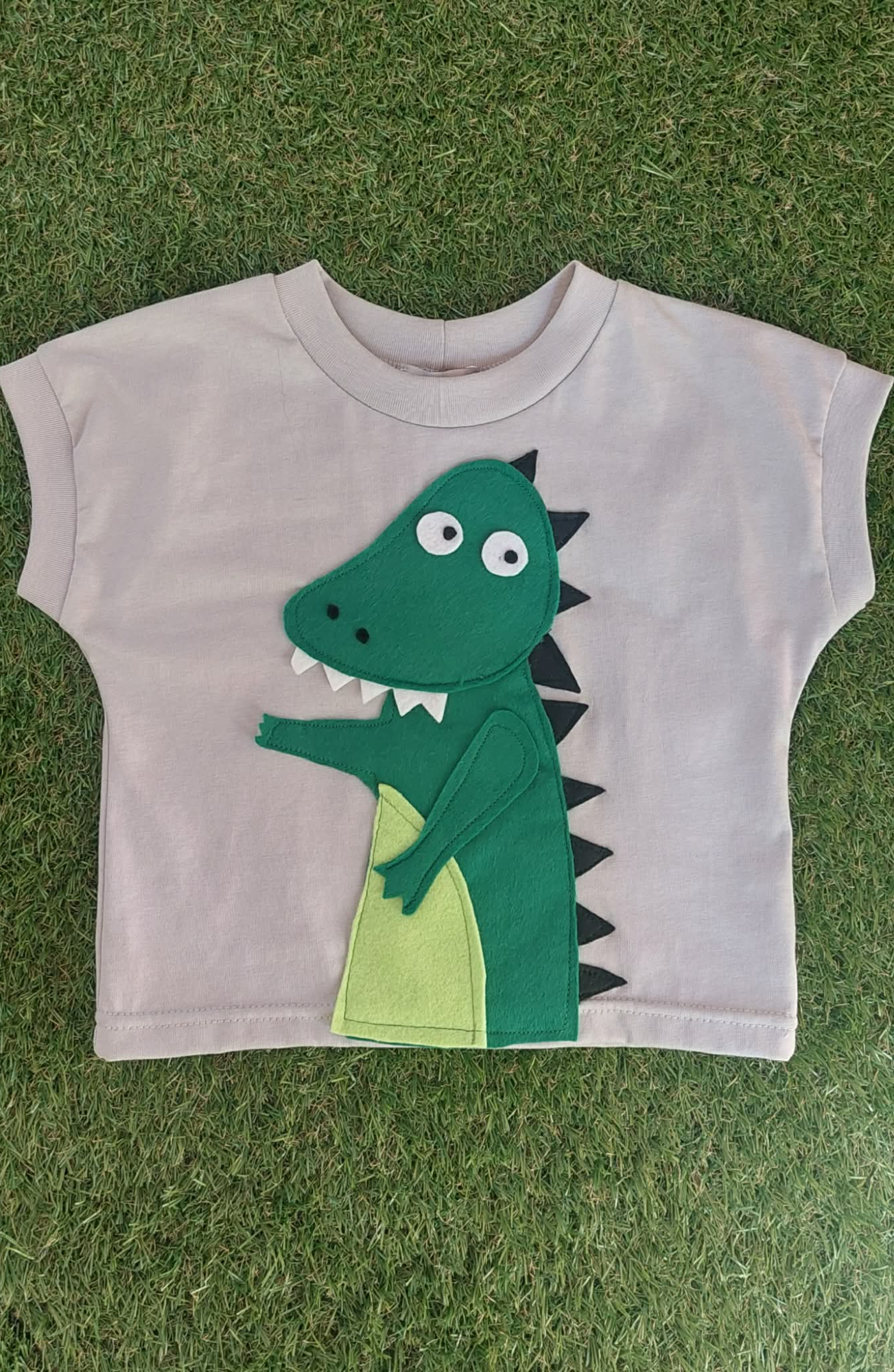 Happy Button Kids T-shirts