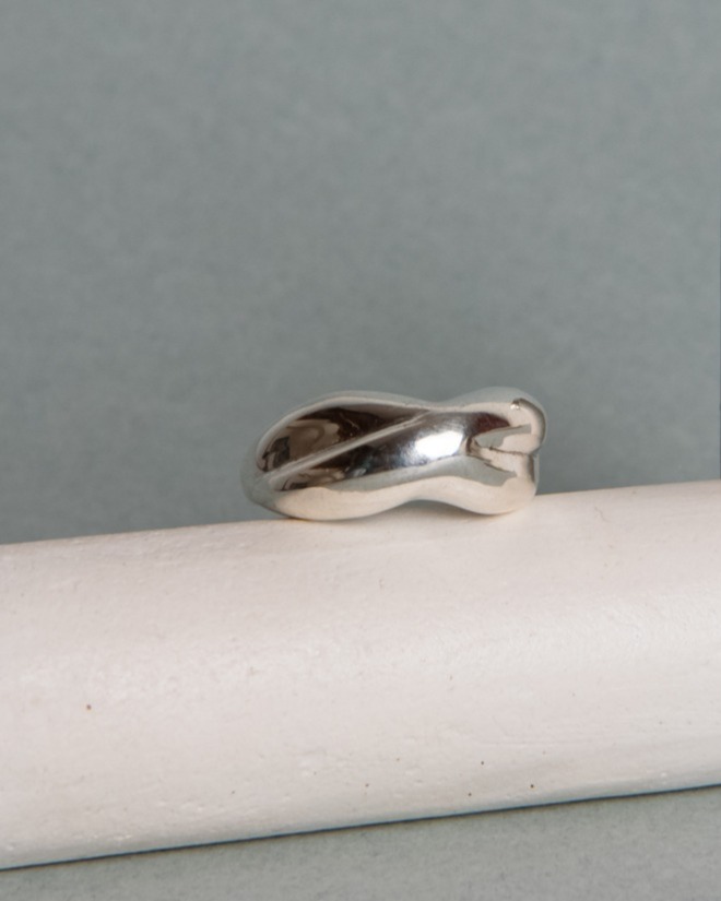 Unda Ring