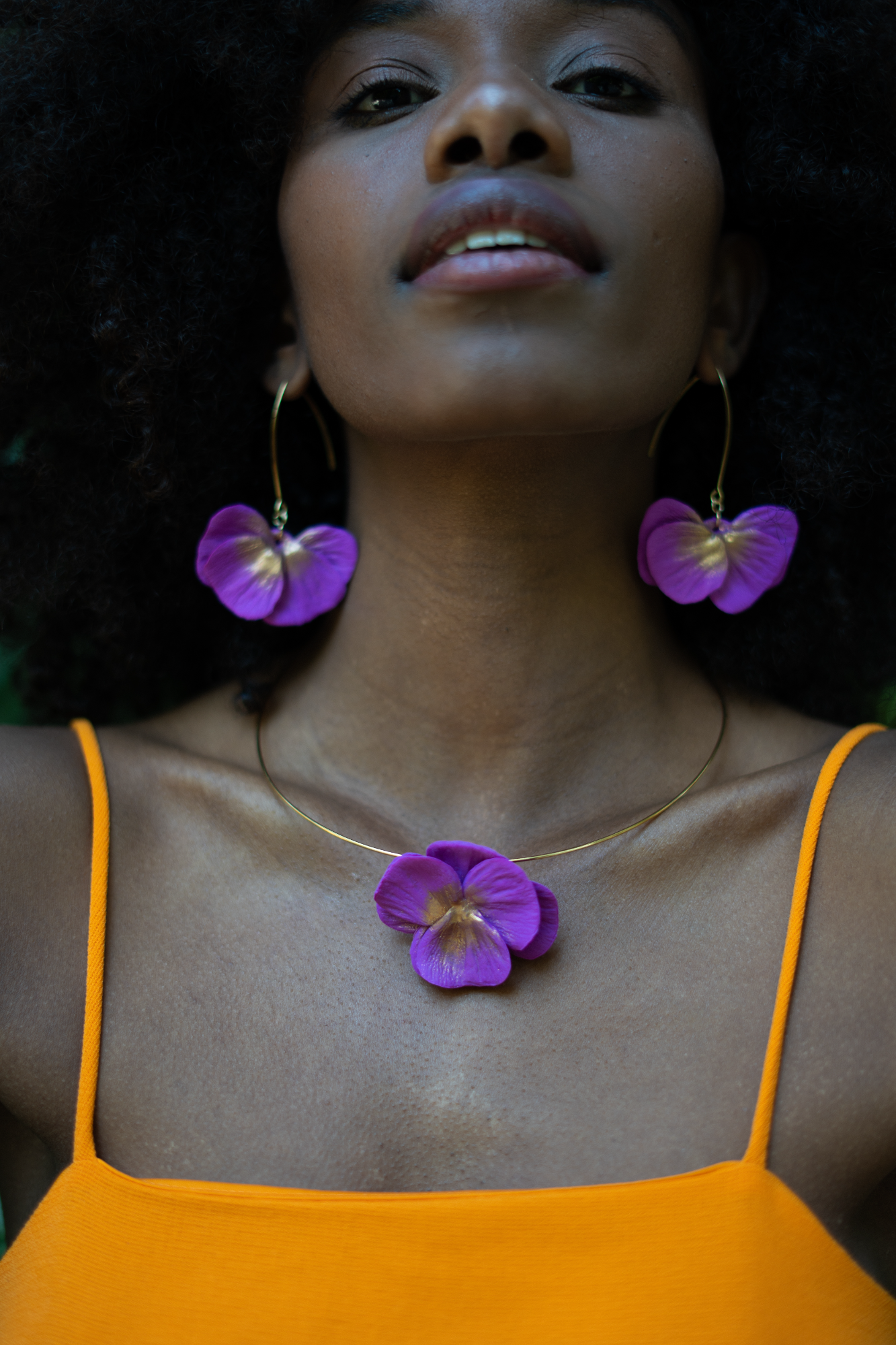 VOUKAMVILIA BLOOM NECKLACE