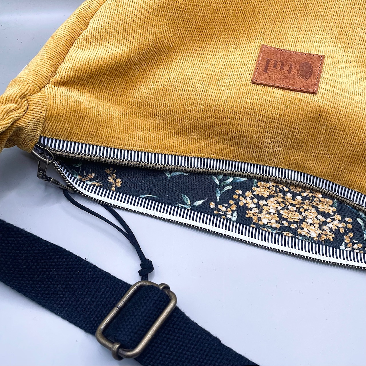 Hobo Bag - Small Μονόχρωμο
