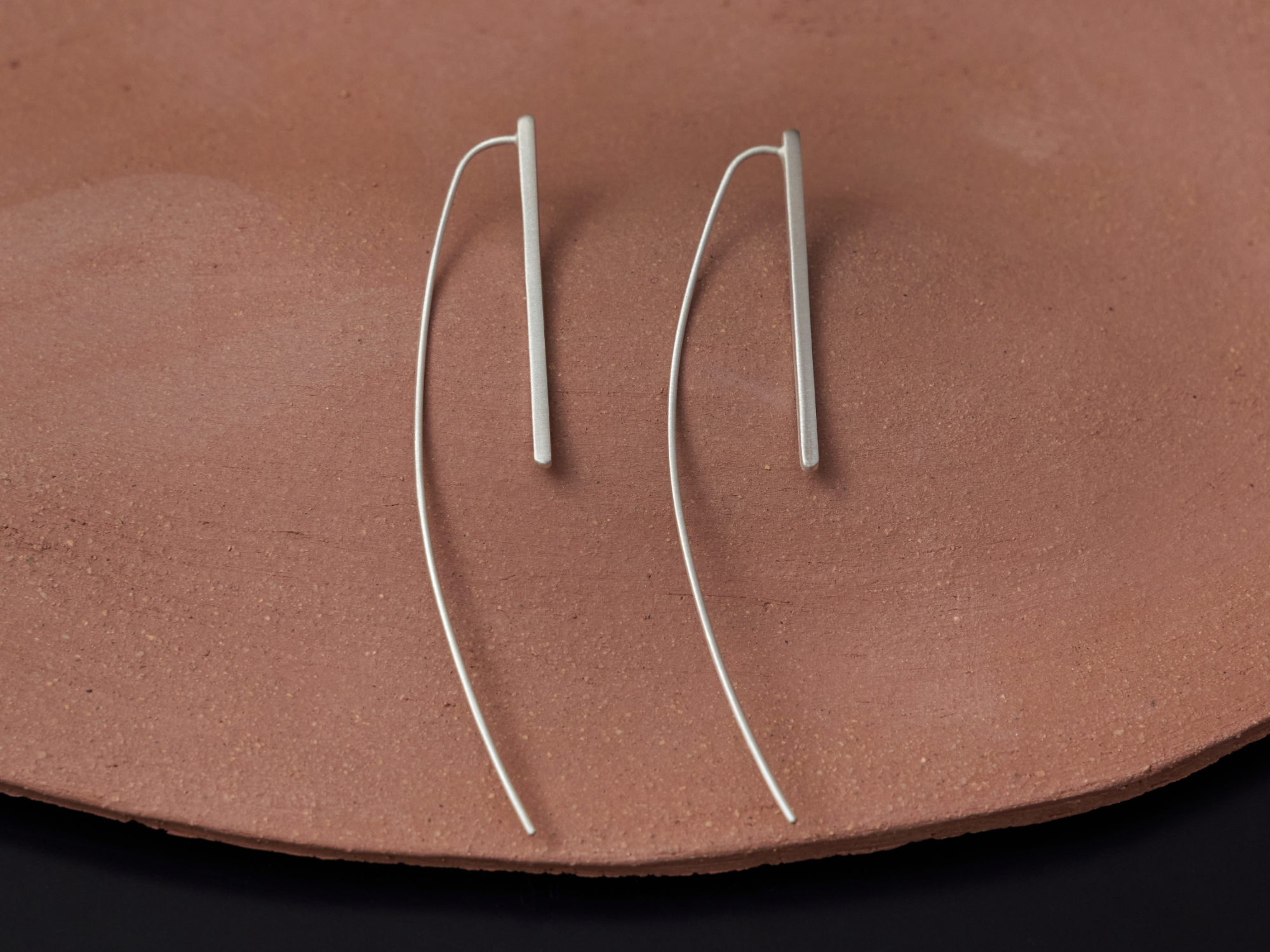 Γραμμικά threaders σκουλαρίκια