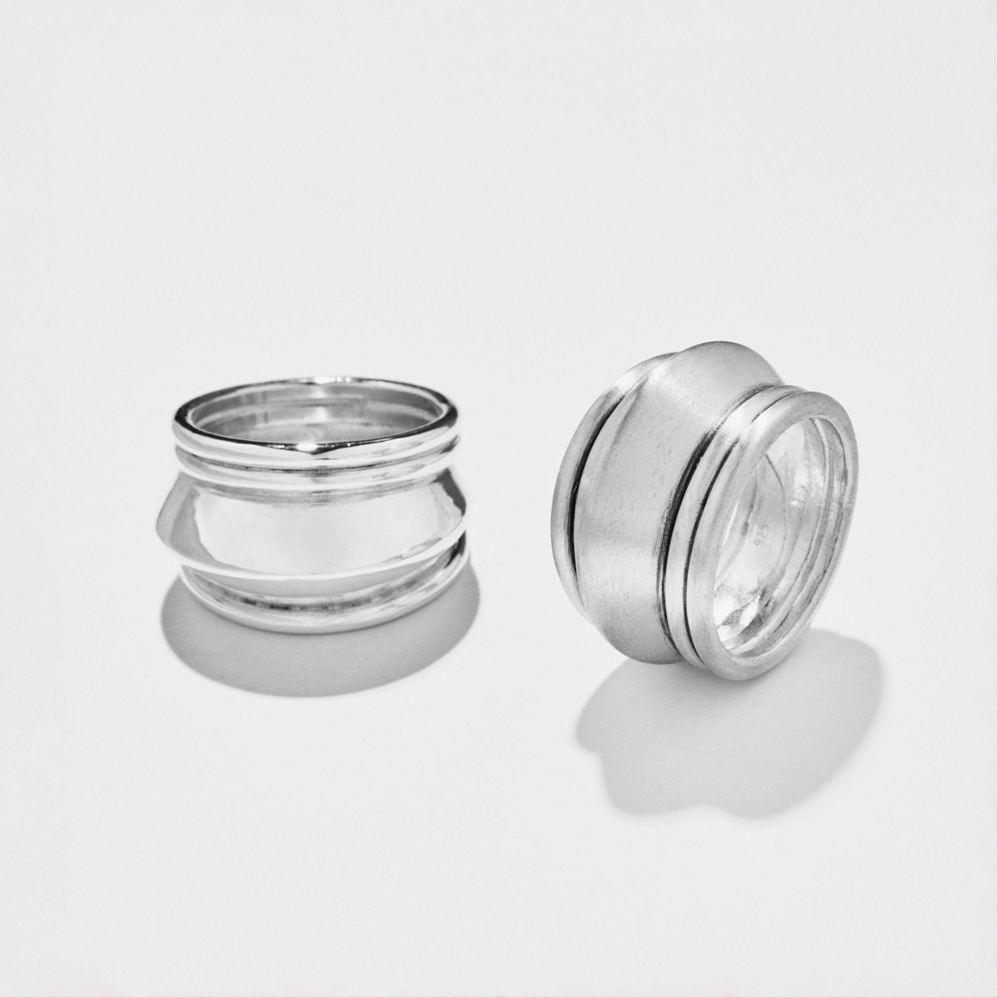ARMOR RING