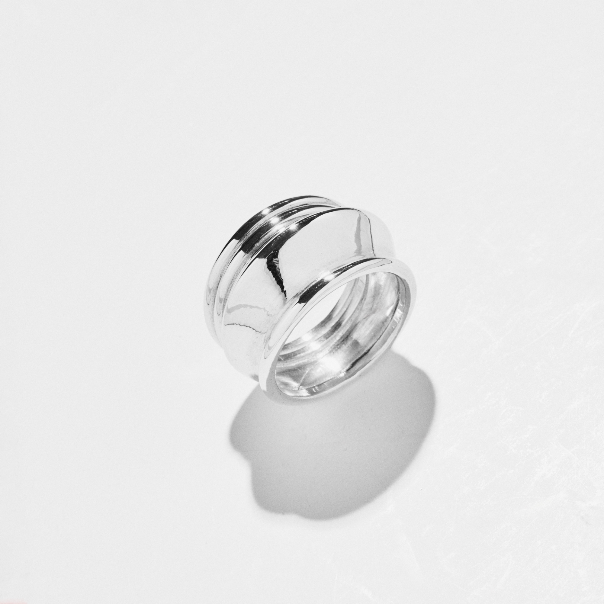 ARMOR RING