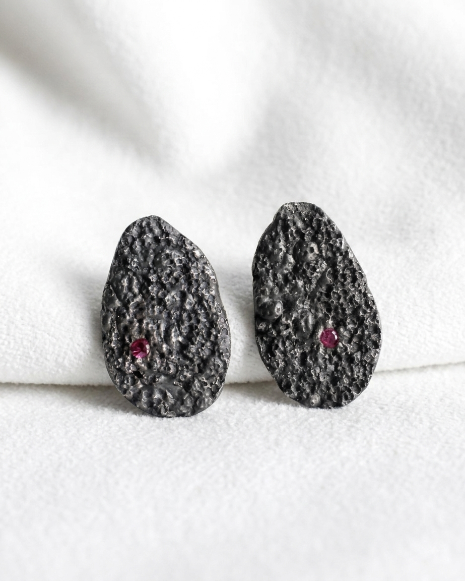 Stud Earrings with Pink Zircon