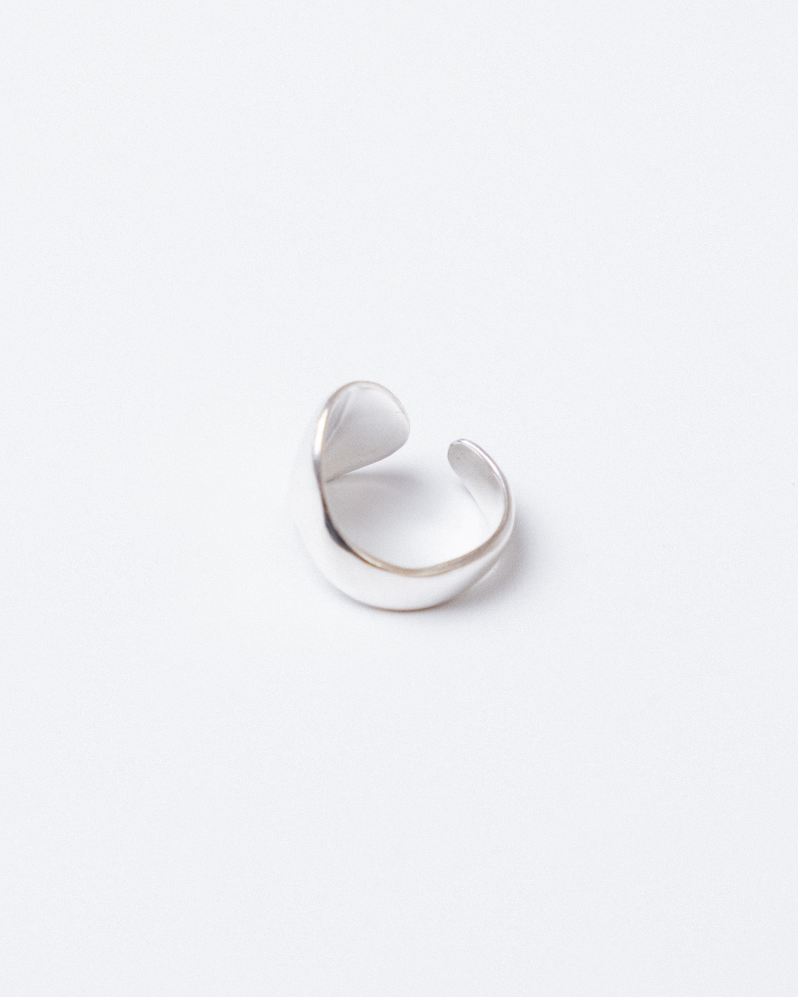 Curve ring 