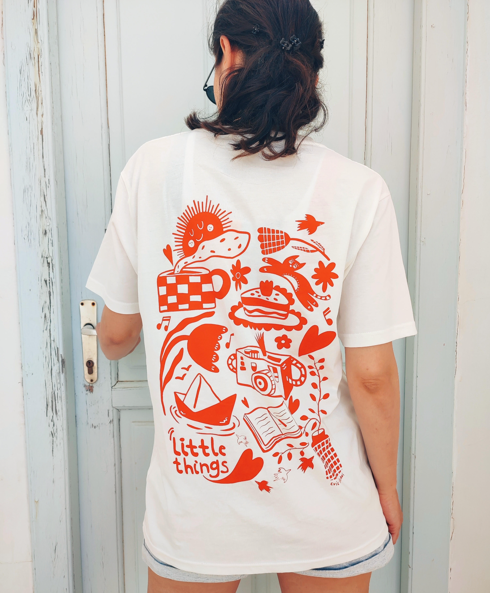 "MEOW" | Unisex fit in White mist