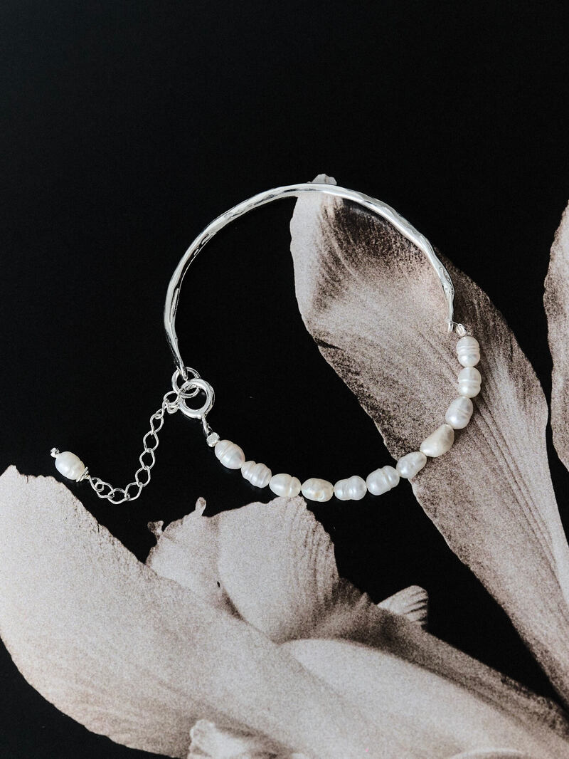 Half Pearls Bracelet