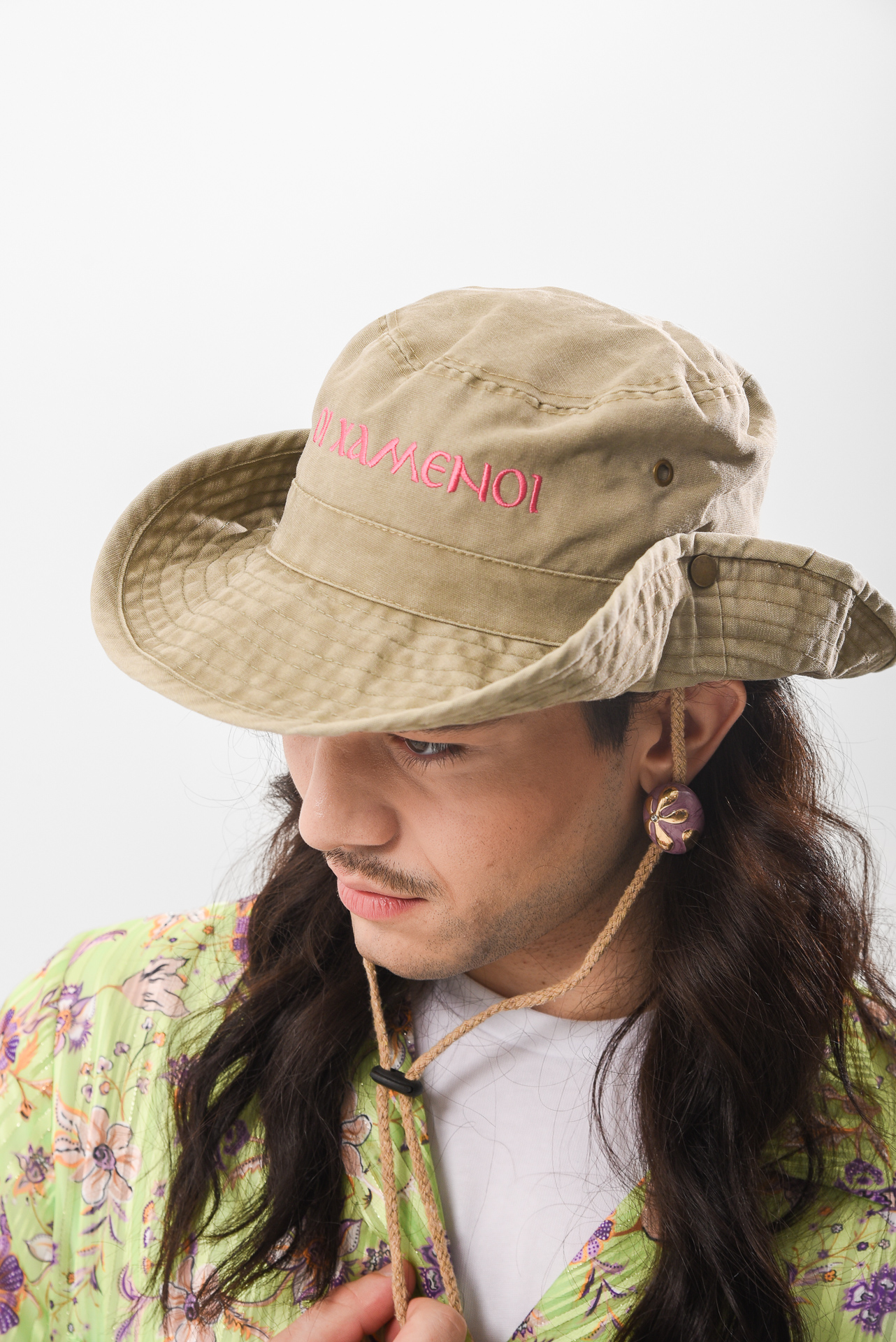 ΔΕ ΛΟΣΤ Hat