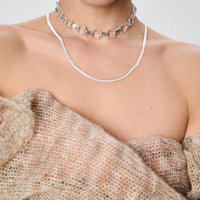 Interlock Square Choker Necklace