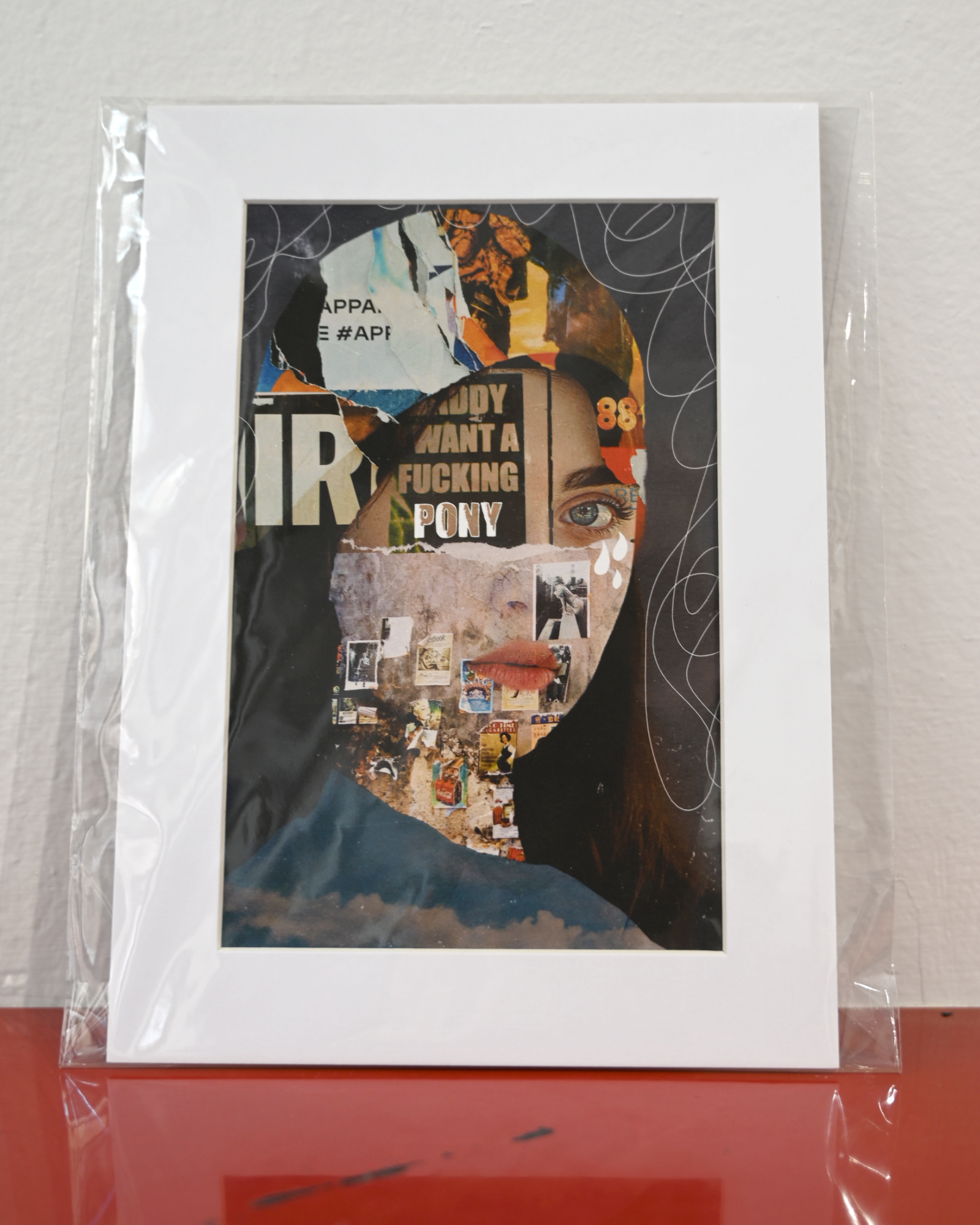 Urban Femmes - Pocket Art | White Passepartout