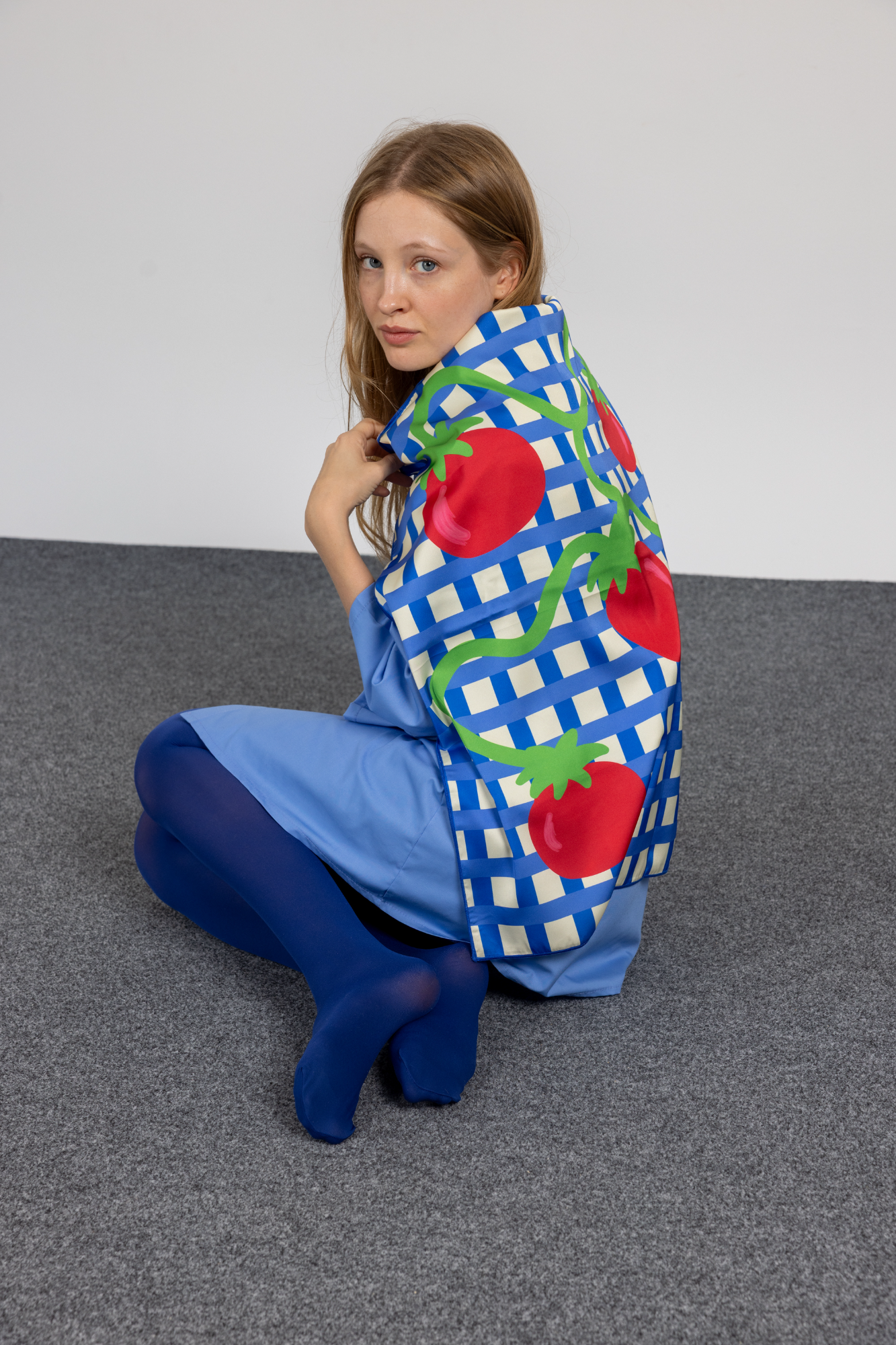 RAUL SCARF- TOMATOES