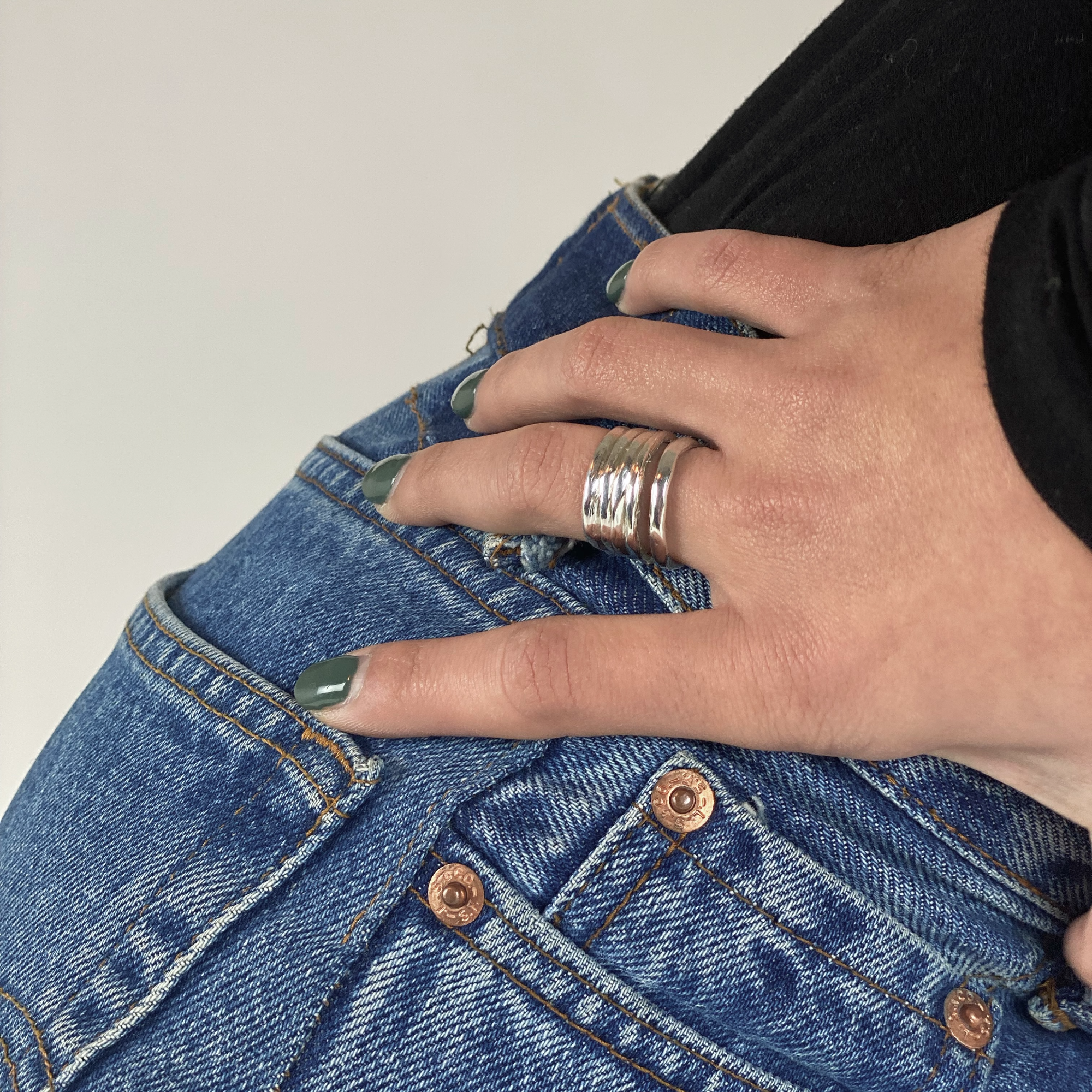 Tetra ring