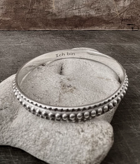 Juliet Bangle