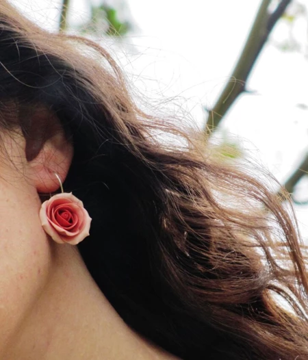 Coral roses