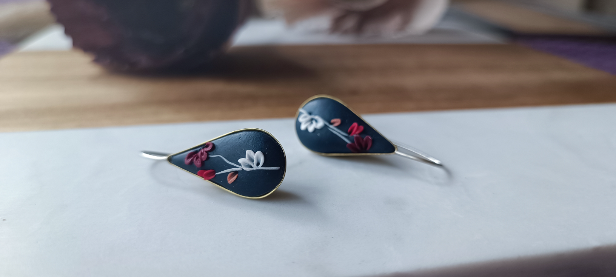 Blue Teardrop earrings 