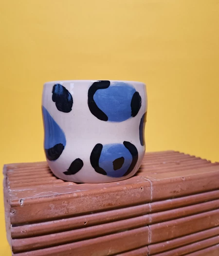 Ceramic tumbler with animal print